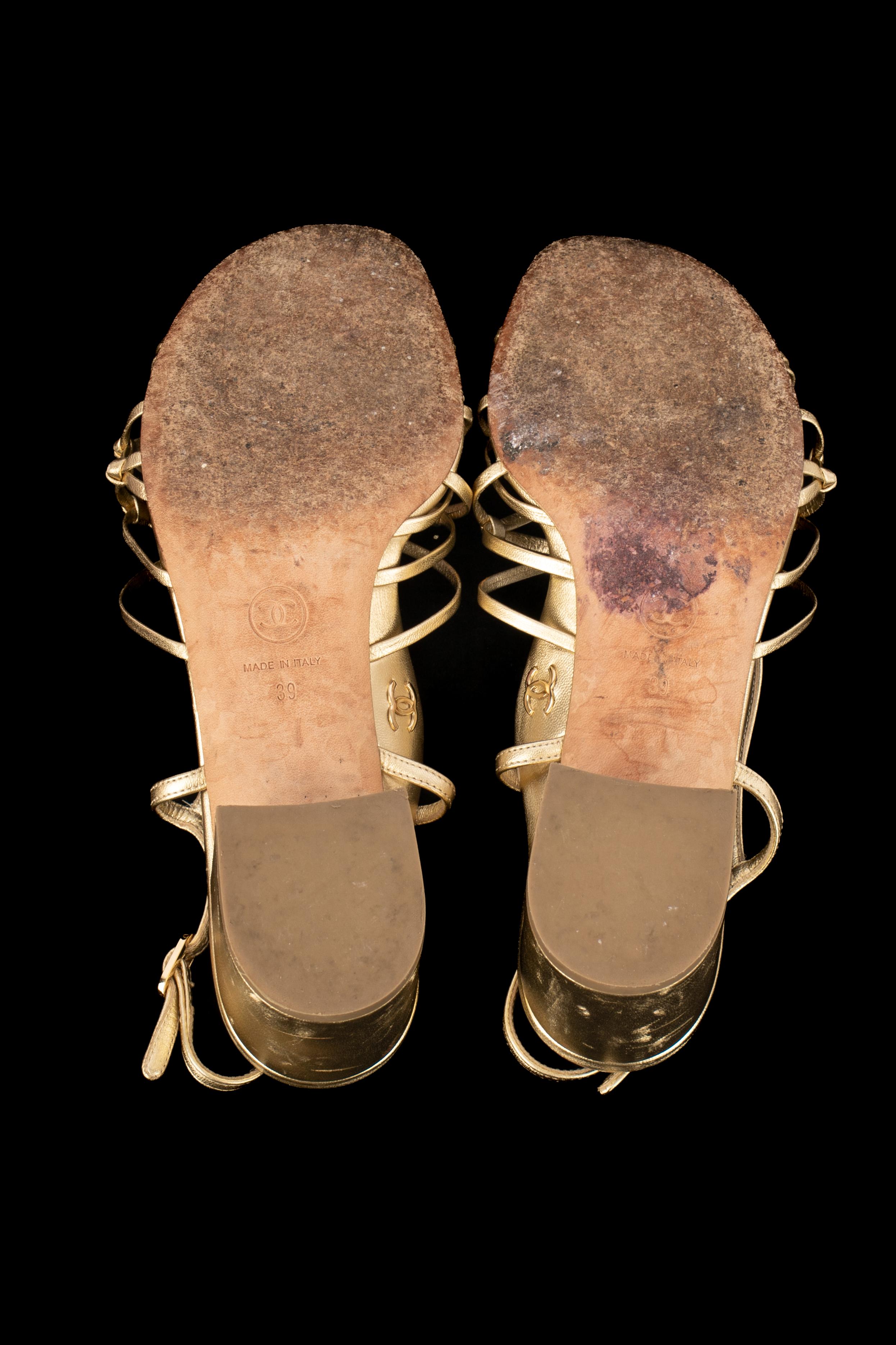 Chanel golden sandals en venta 6