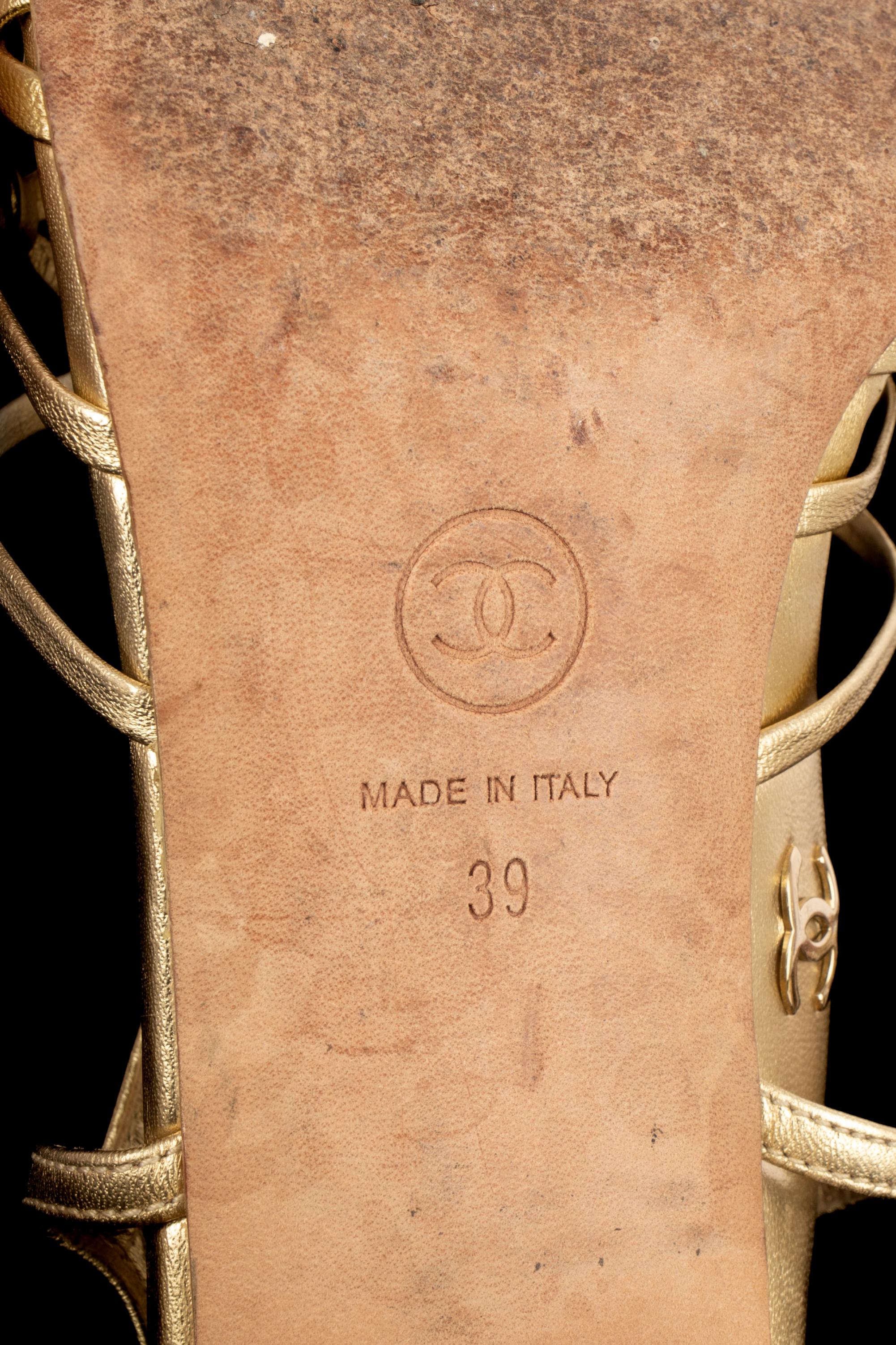 Chanel golden sandals en venta 7