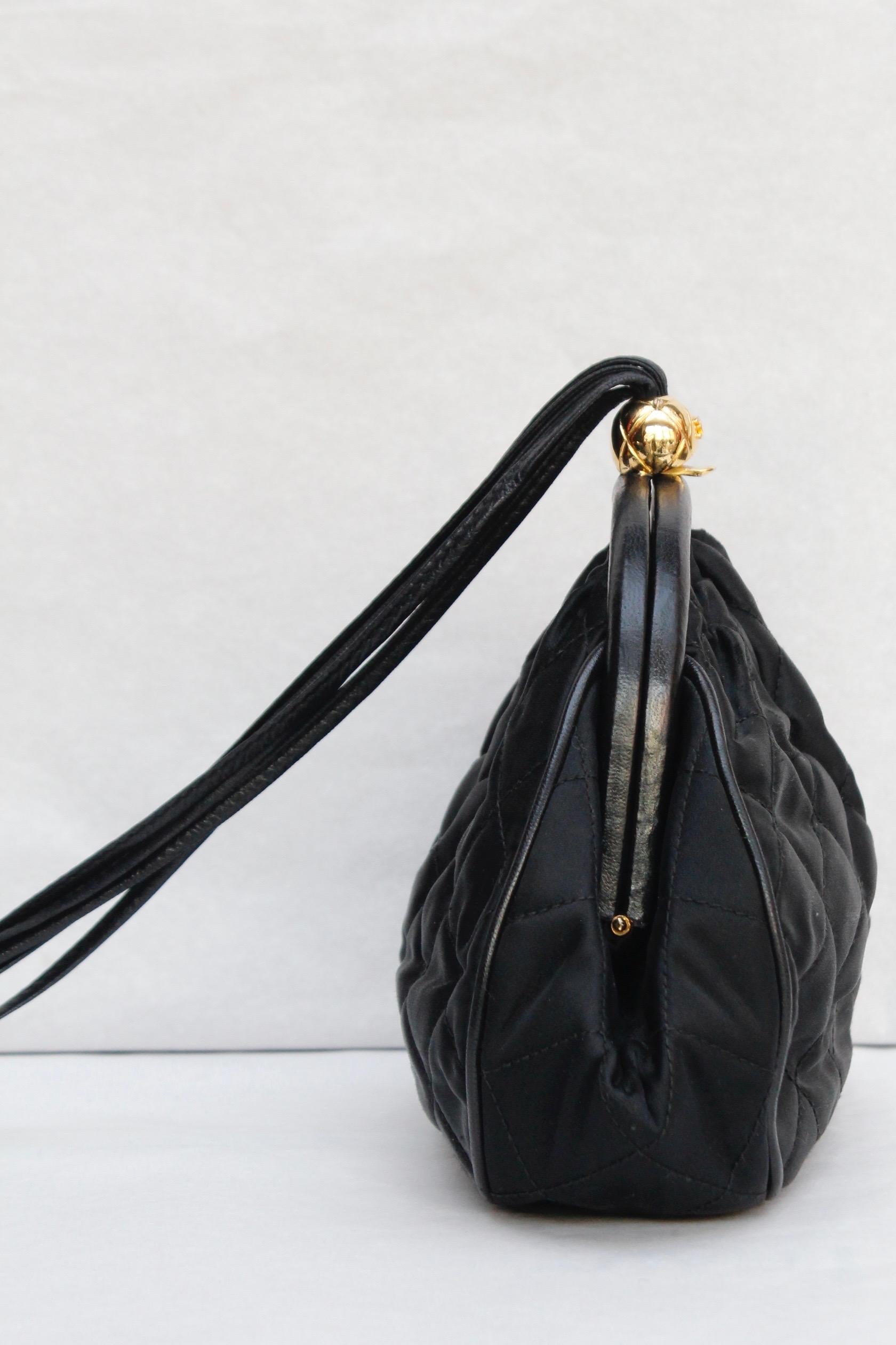 Black Chanel gorgeous evening bag in black quilted satin and leather, 1990’s For Sale