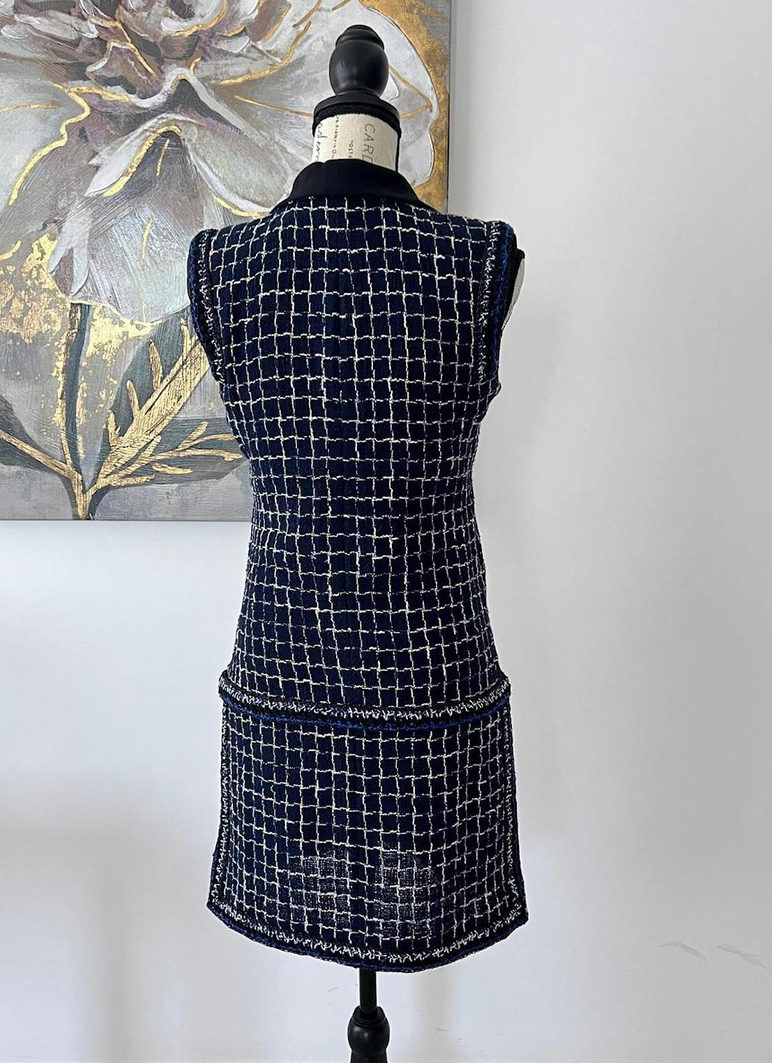 Chanel Graffiti Collection Lesage Tweed Dress For Sale 8