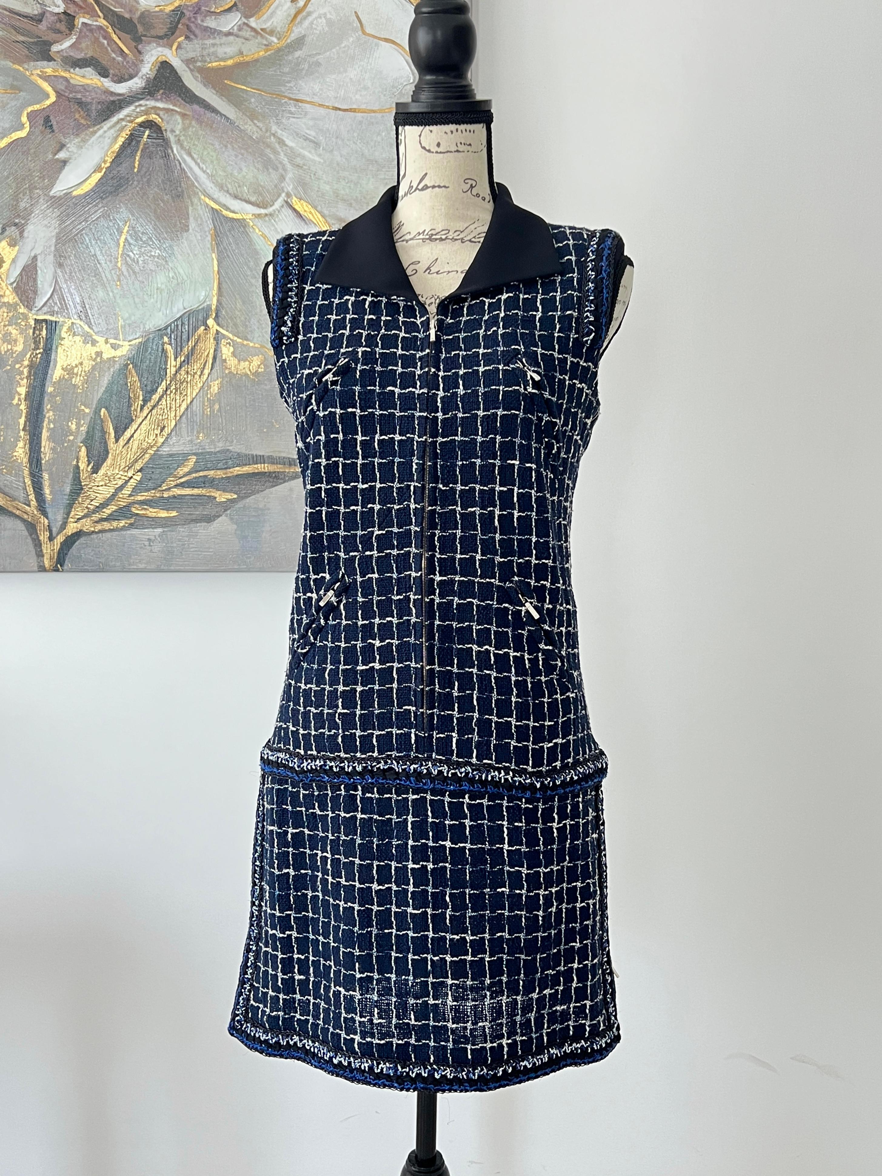 Chanel Graffiti Collection Tweed Dress In New Condition For Sale In Dubai, AE