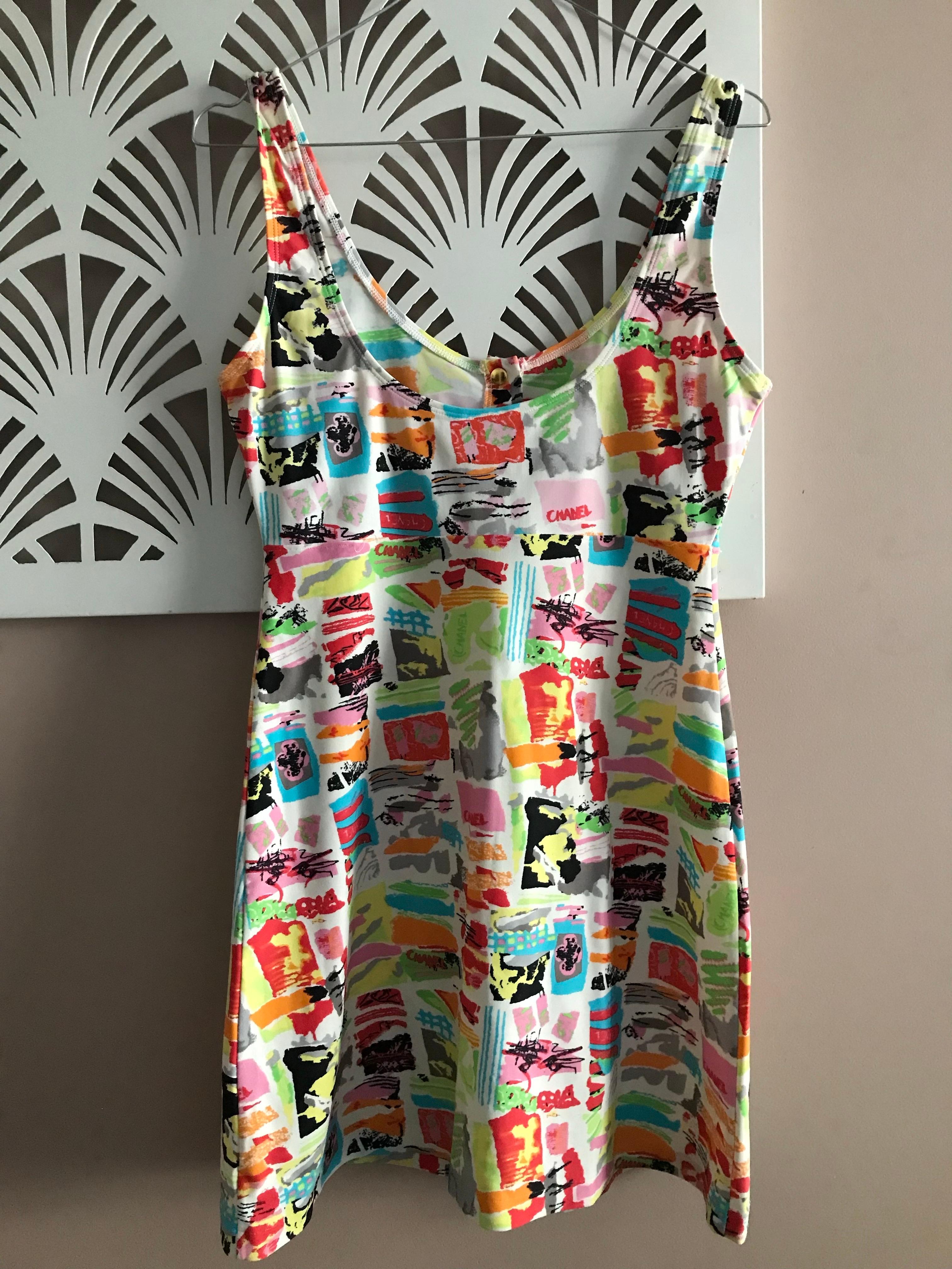 Marron CHANEL Robe Graffiti collection été 1997. en vente