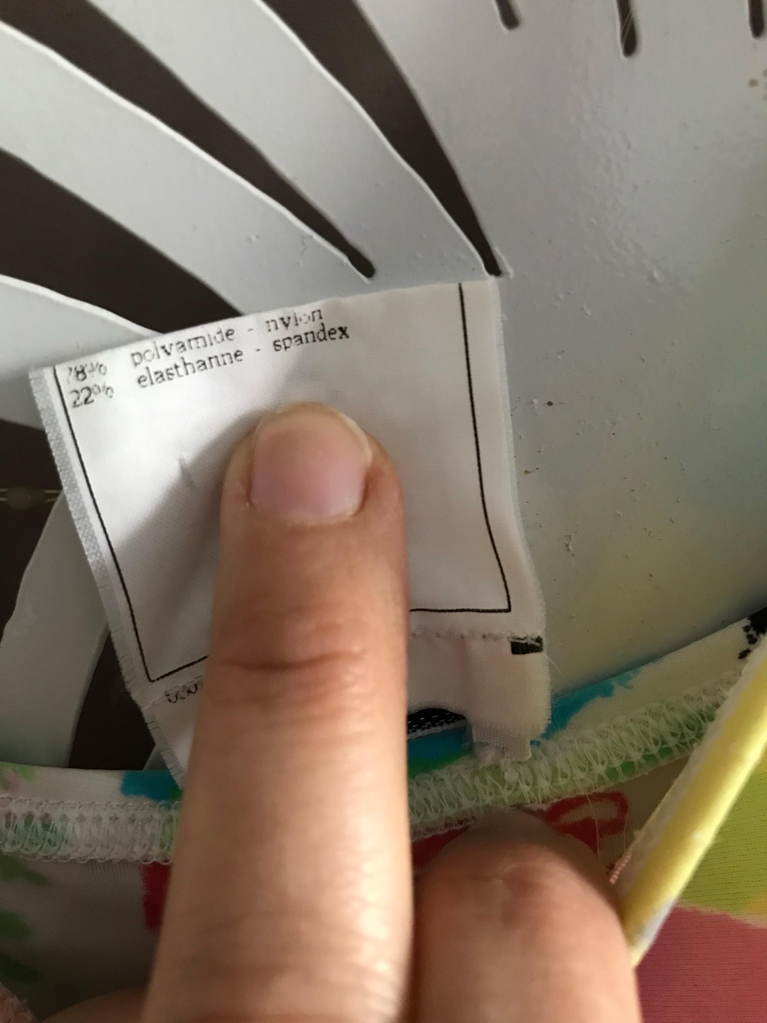 CHANEL Robe Graffiti collection été 1997. Pour femmes en vente