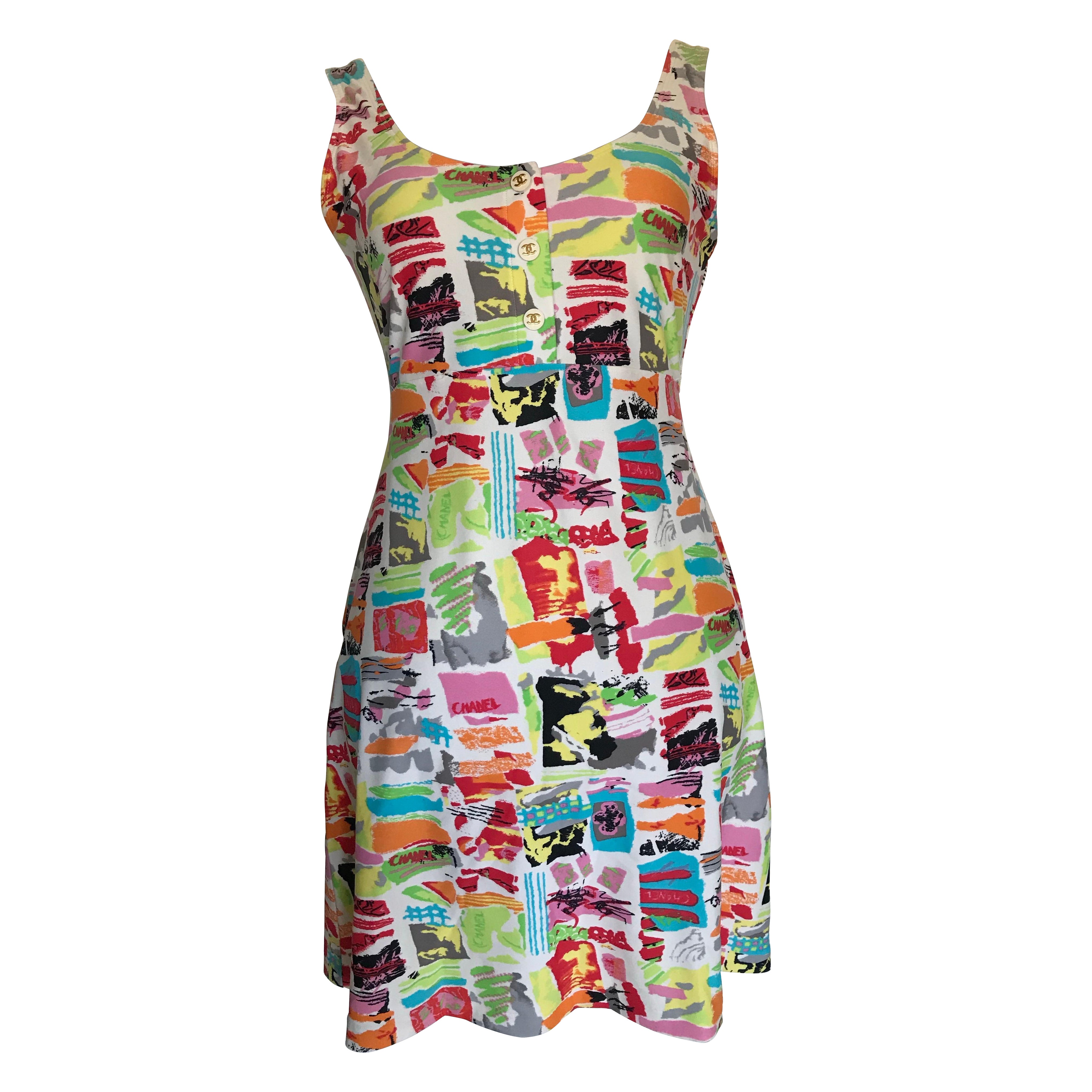 CHANEL Robe Graffiti collection été 1997. en vente