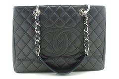 CHANEL GST en cuir de veau Grain 13" Grand Shopping Tote Chain Shoulder