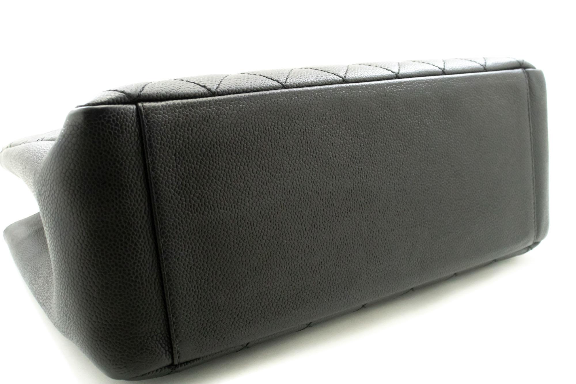 CHANEL Grained Calfskin GST 13
