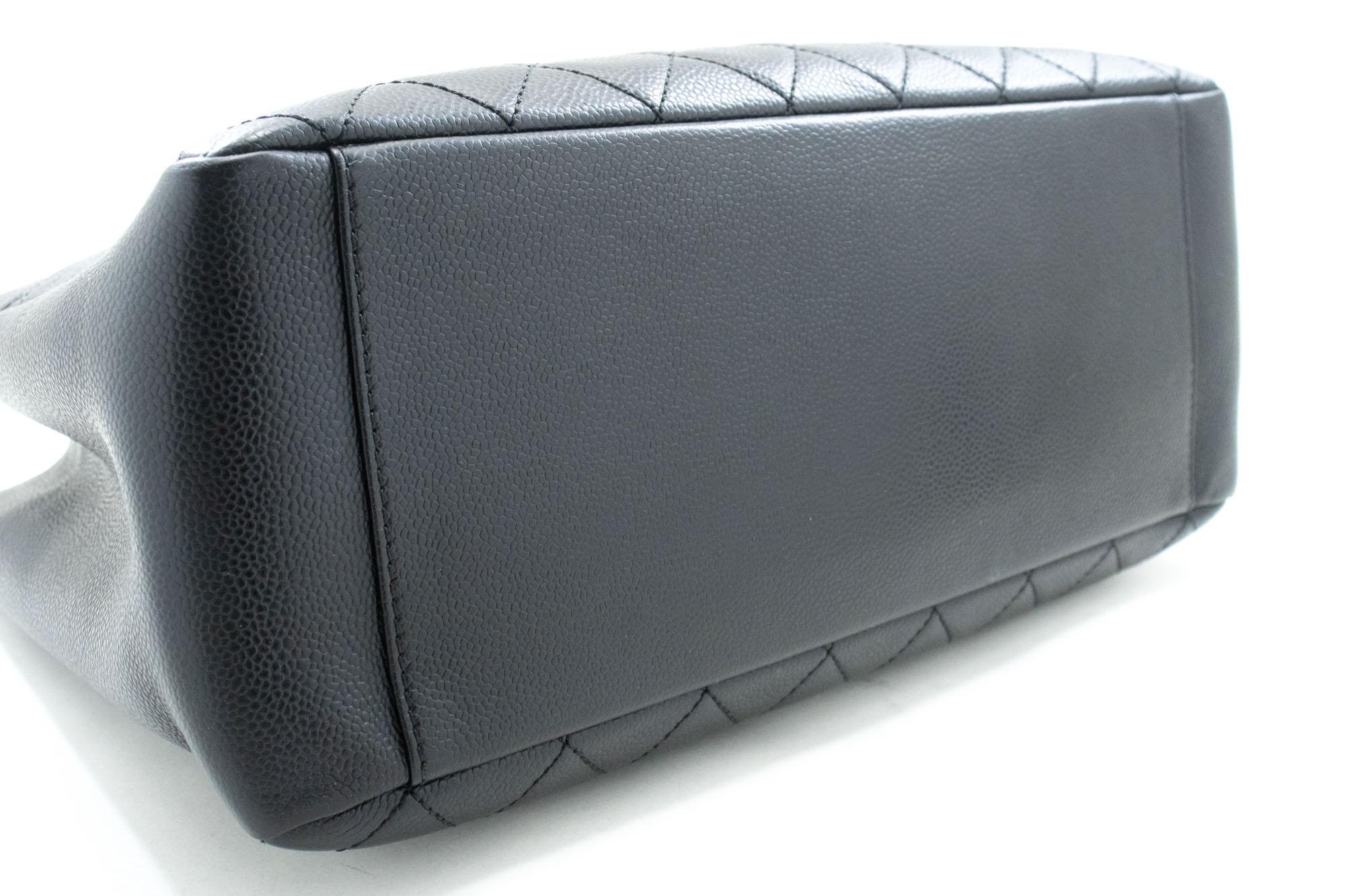 CHANEL Grained Calfskin GST 13