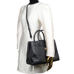 Chanel in pelle di vitello granulata, Shopper media Neo Executive Tote nera