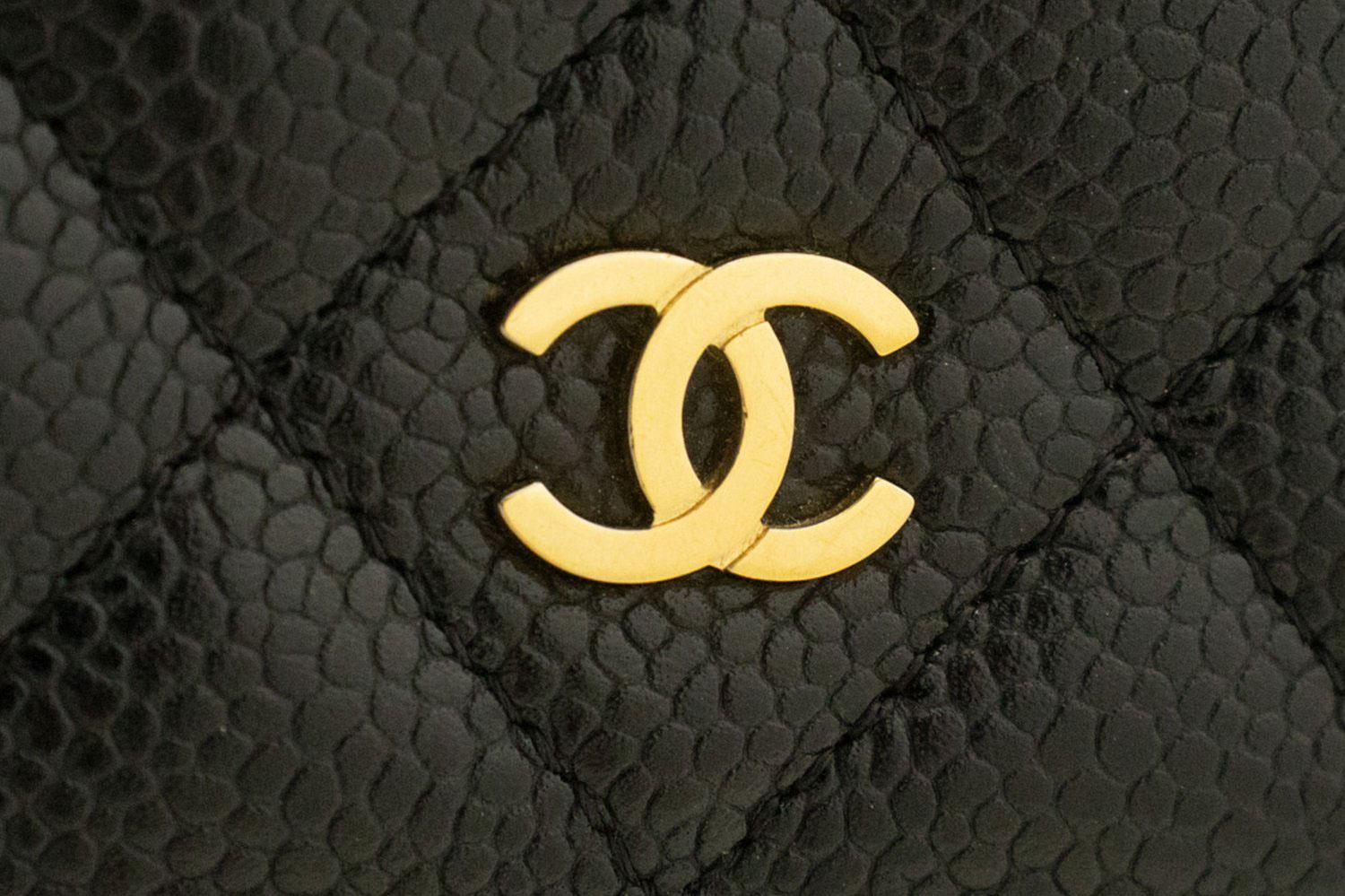 CHANEL Portefeuille WOC en cuir de veau grainé sur chaîne Sac à bandoulière noir en vente 7