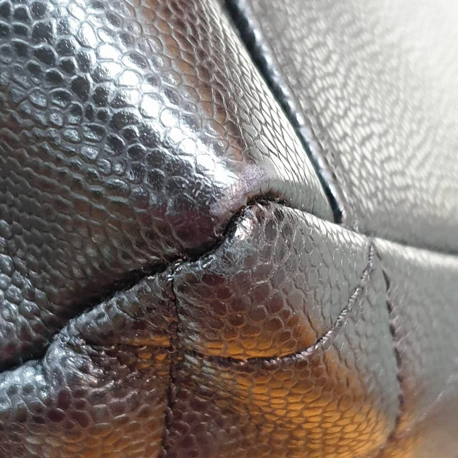 Chanel Grand Black Caviar Shopping Tote Bag For Sale at 1stDibs