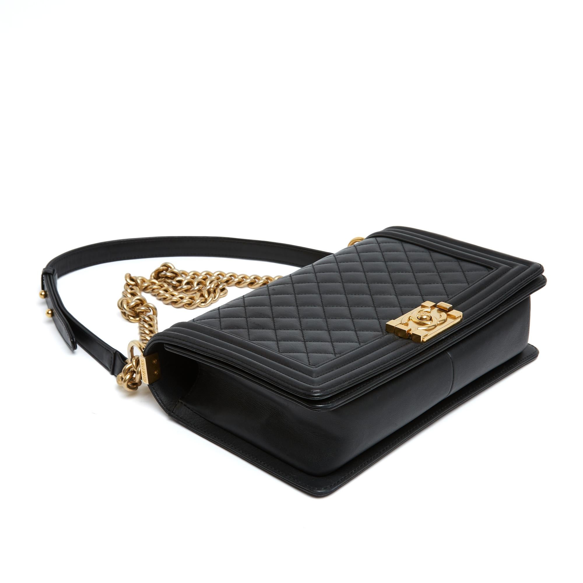 Chanel Grand Sac Boy 2015 Schwarzes Leder Golden HDW Chanel Large Boy Bag für Damen oder Herren im Angebot