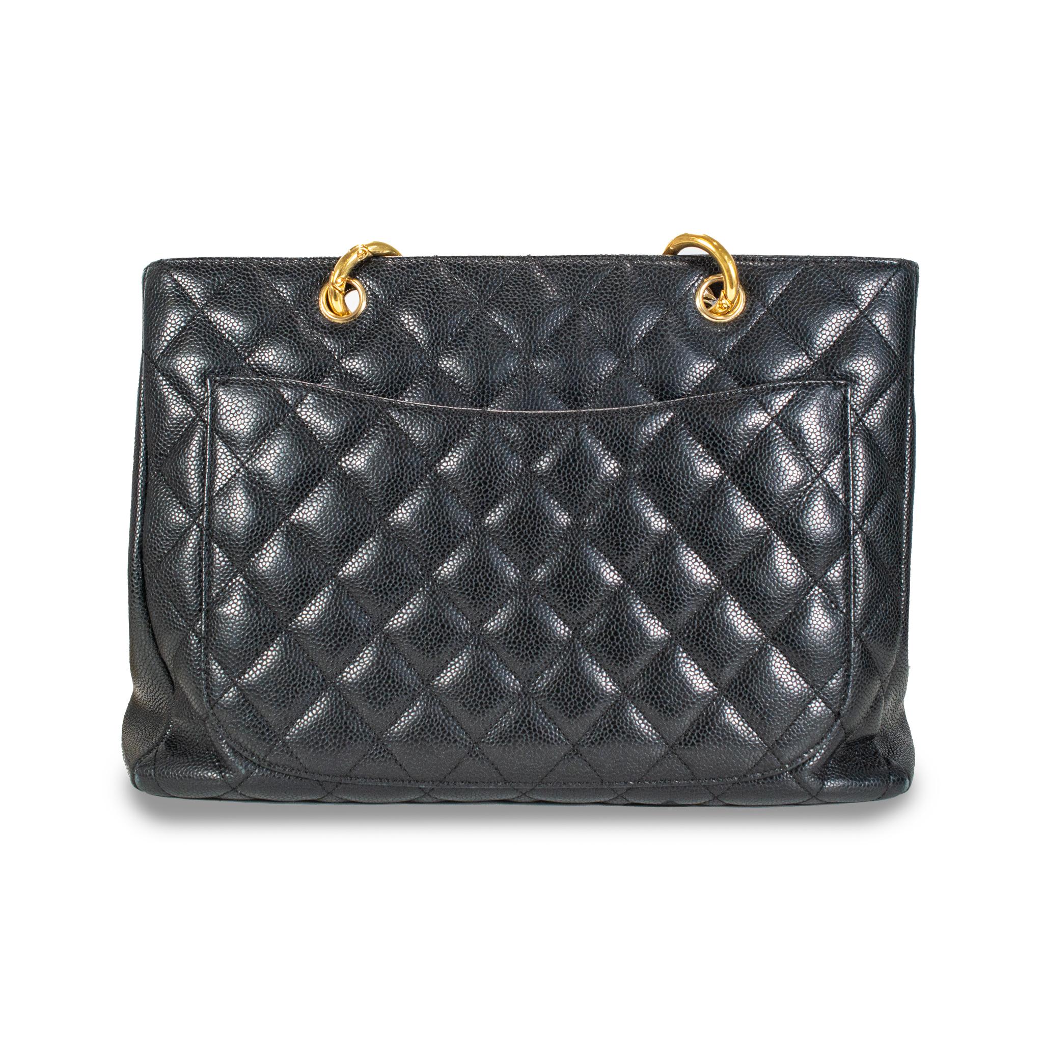 Marke: Chanel 

Geschlecht: Damen

Abmessungen (B x H x T): 13.00