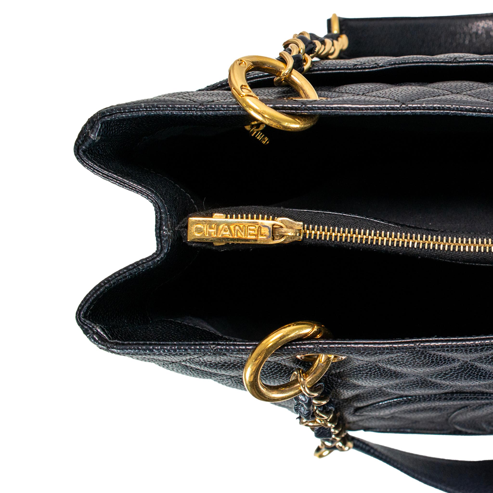 Chanel Grand Shopping Gst Schwarz Kaviar Gesteppt Muster Leder Handtasche im Angebot 3