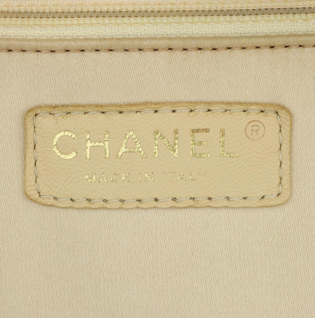 CHANEL Grand Shopping Tote (GST) Bag Beige Caviar with Gold Hardware 2013 For Sale 9