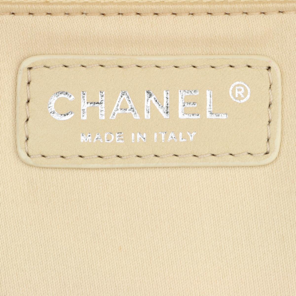 CHANEL Grand Shopping Tote (GST) Bag Beige Caviar with Silver Hardware 2013 For Sale 11