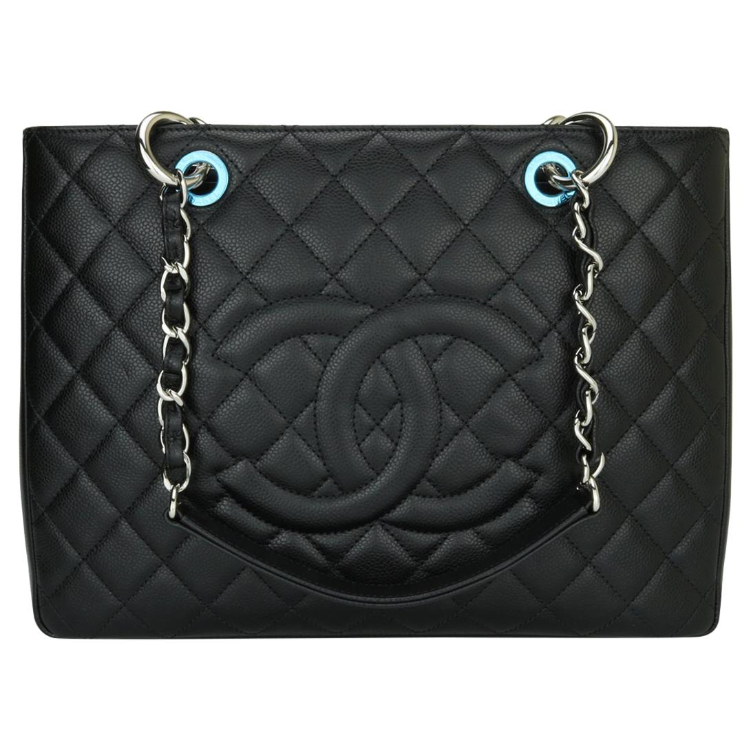 Chanel White Caviar Leather Quilted Grand Shopper Tote GST Bag For Sale at  1stDibs