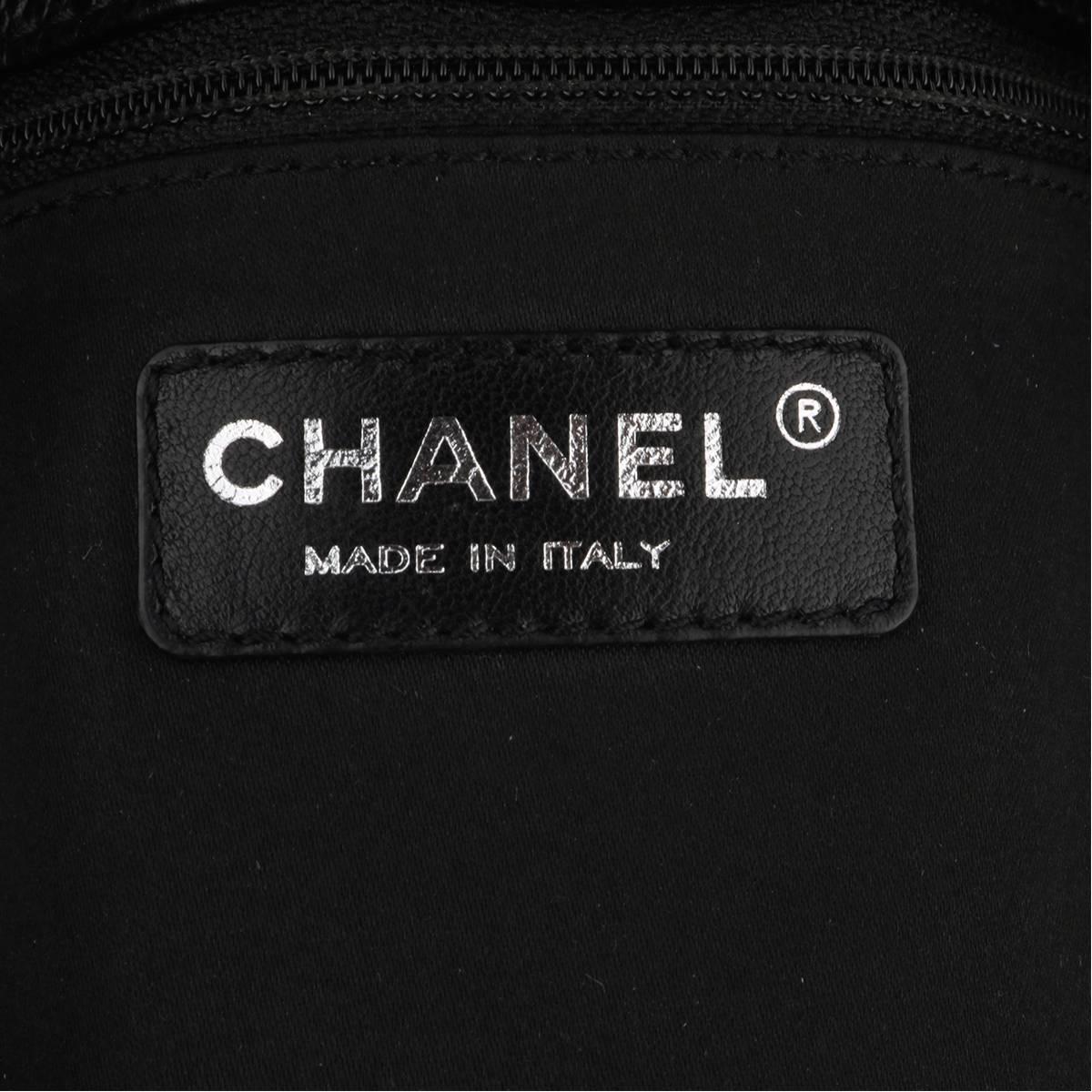 CHANEL Grand Shopping Tote (GST) Black Caviar with Gold Hardware 2014 10