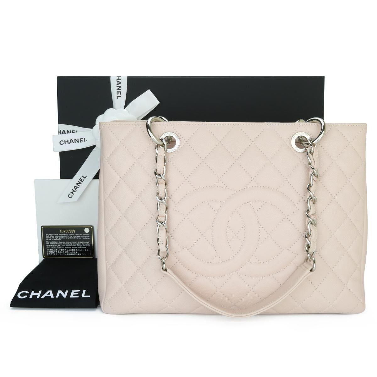 CHANEL Grand Shopping Tote (GST) Light Pink Caviar with Silver Hardware 2014.

This bag is in excellent condition, the bag still holds its original shape, and the hardware is still very shiny.

As Chanel has discontinued the Grand Shopping Tote