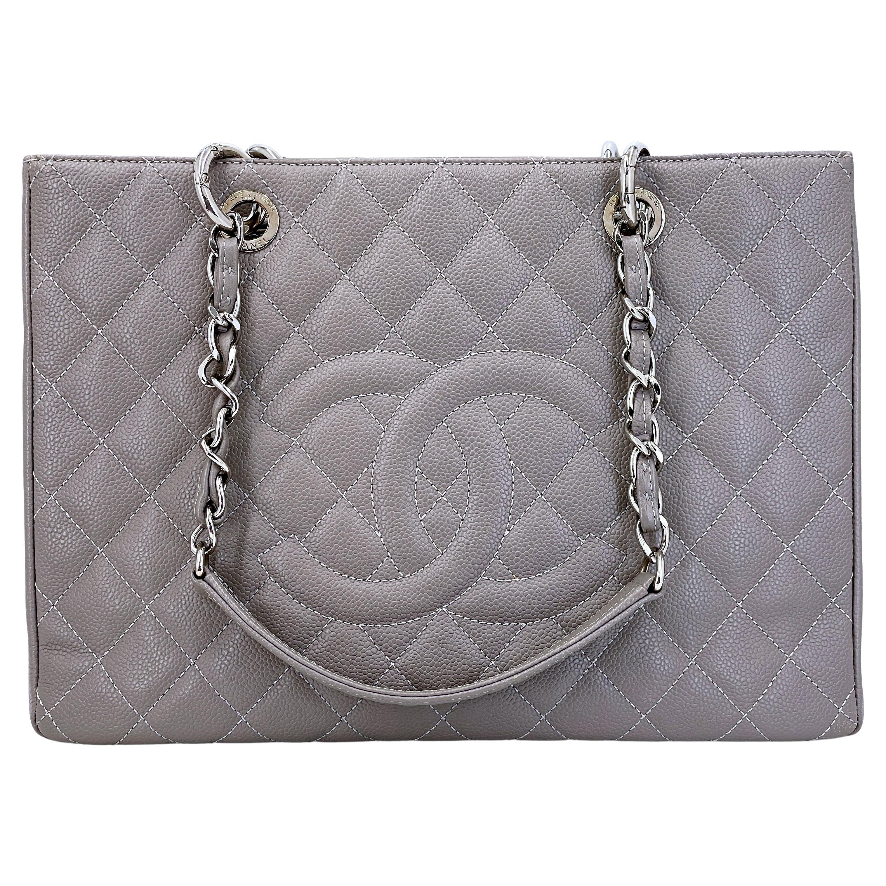 chanel tote bag with zipper