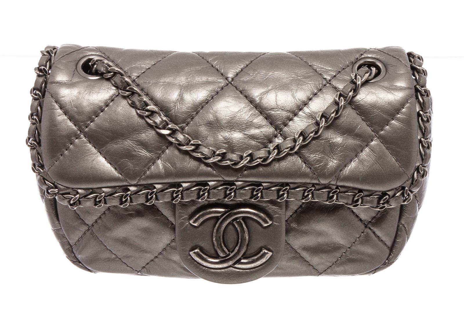 chanel chain me bag