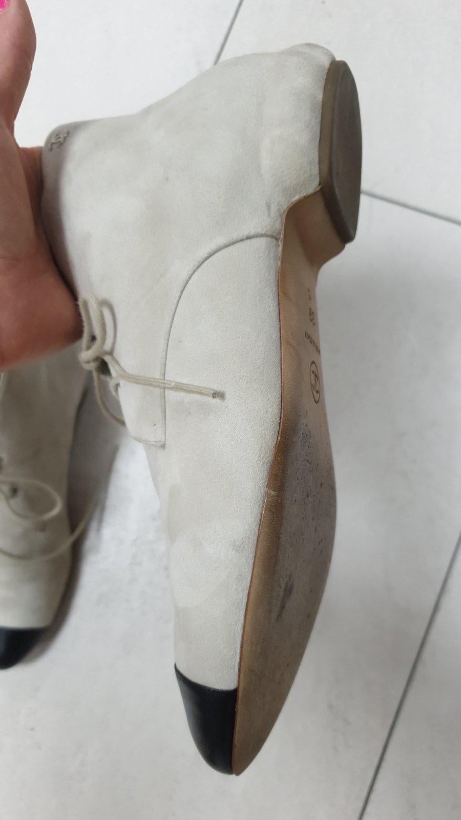 Chanel Gray Suede Lace Up Ankle Boots Booties Sz.39 For Sale 6