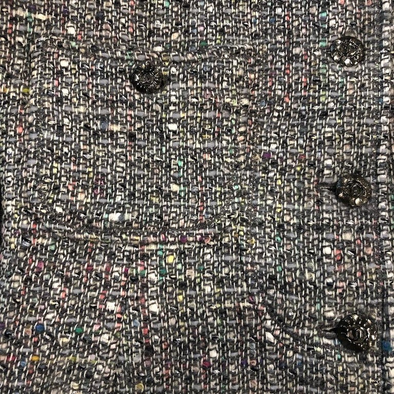 CHANEL Gray Tweed Jacket Size 36 at 1stDibs