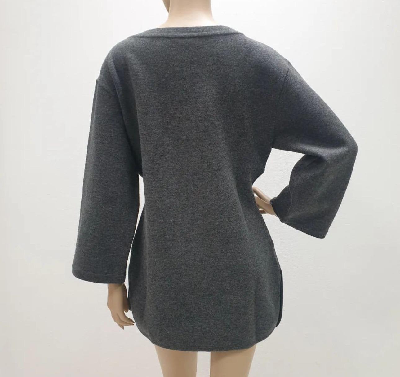 Chanel Gray Wool Tunic Sweater Tops In Excellent Condition For Sale In Krakow, PL