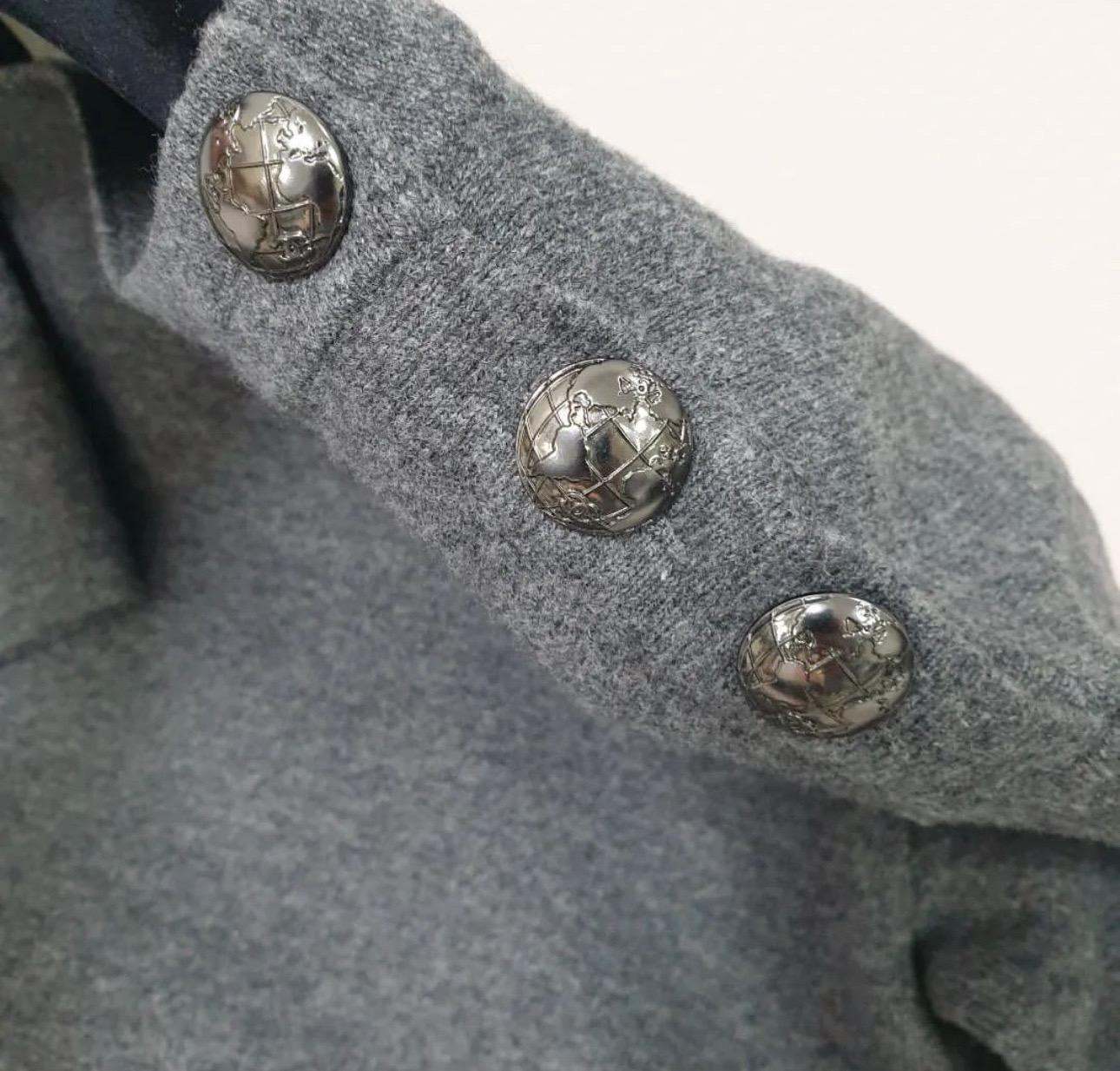 Chanel - Pull tunique en laine grise - Tops Pour femmes en vente