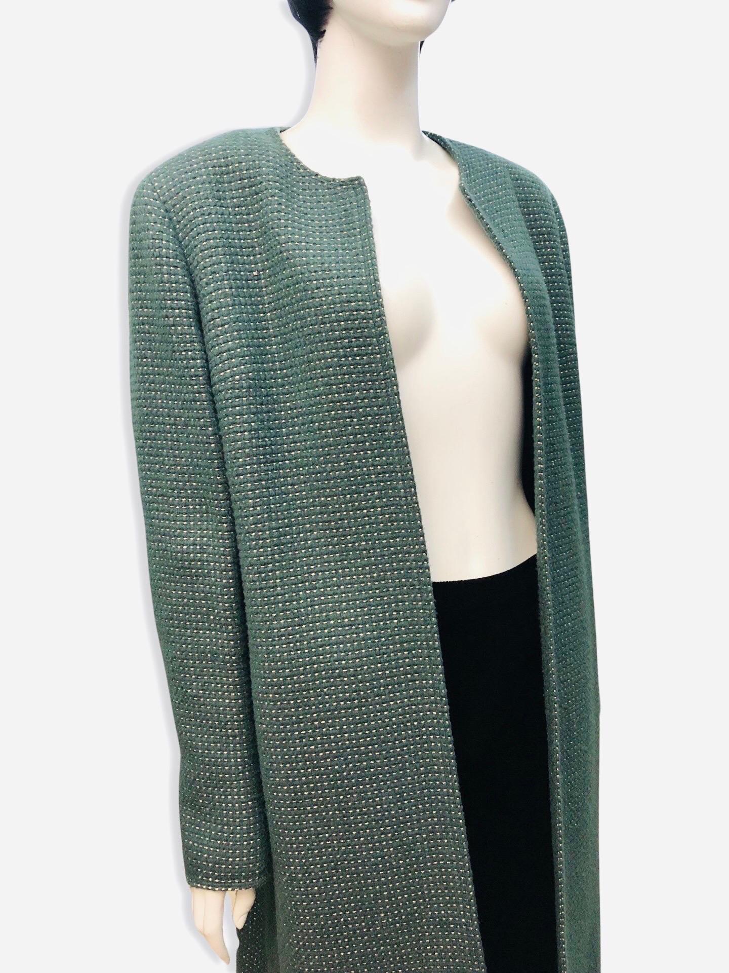 Chanel Green and Gold Tweed Wool Coat  In Good Condition For Sale In Sheung Wan, HK