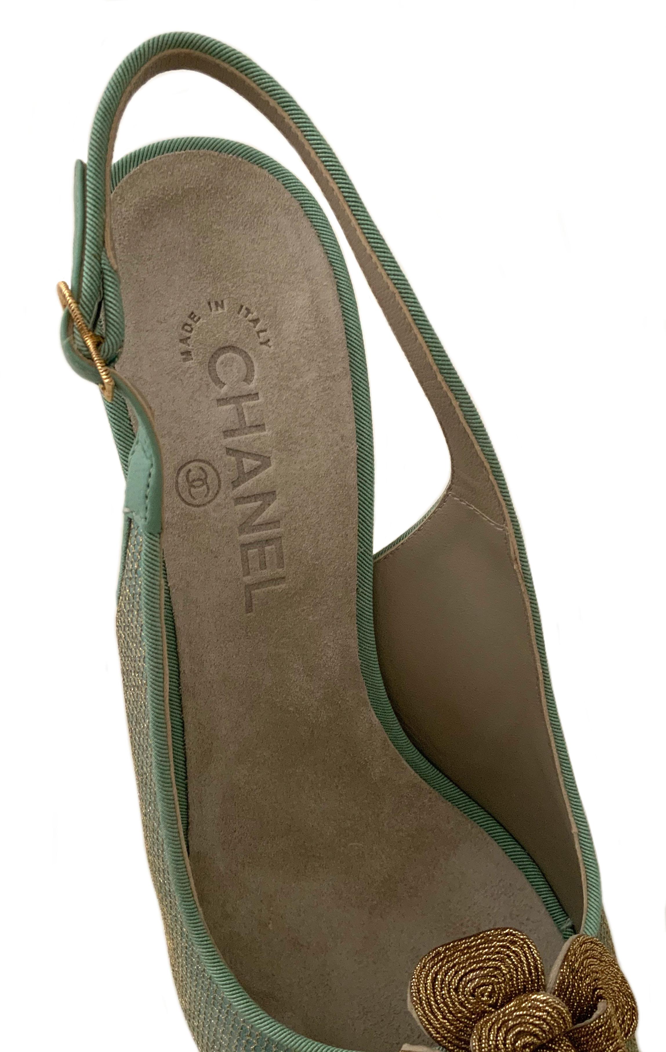 Brown Chanel Green and Goldtone Camellia Slingback Peep-Toe Pumps 