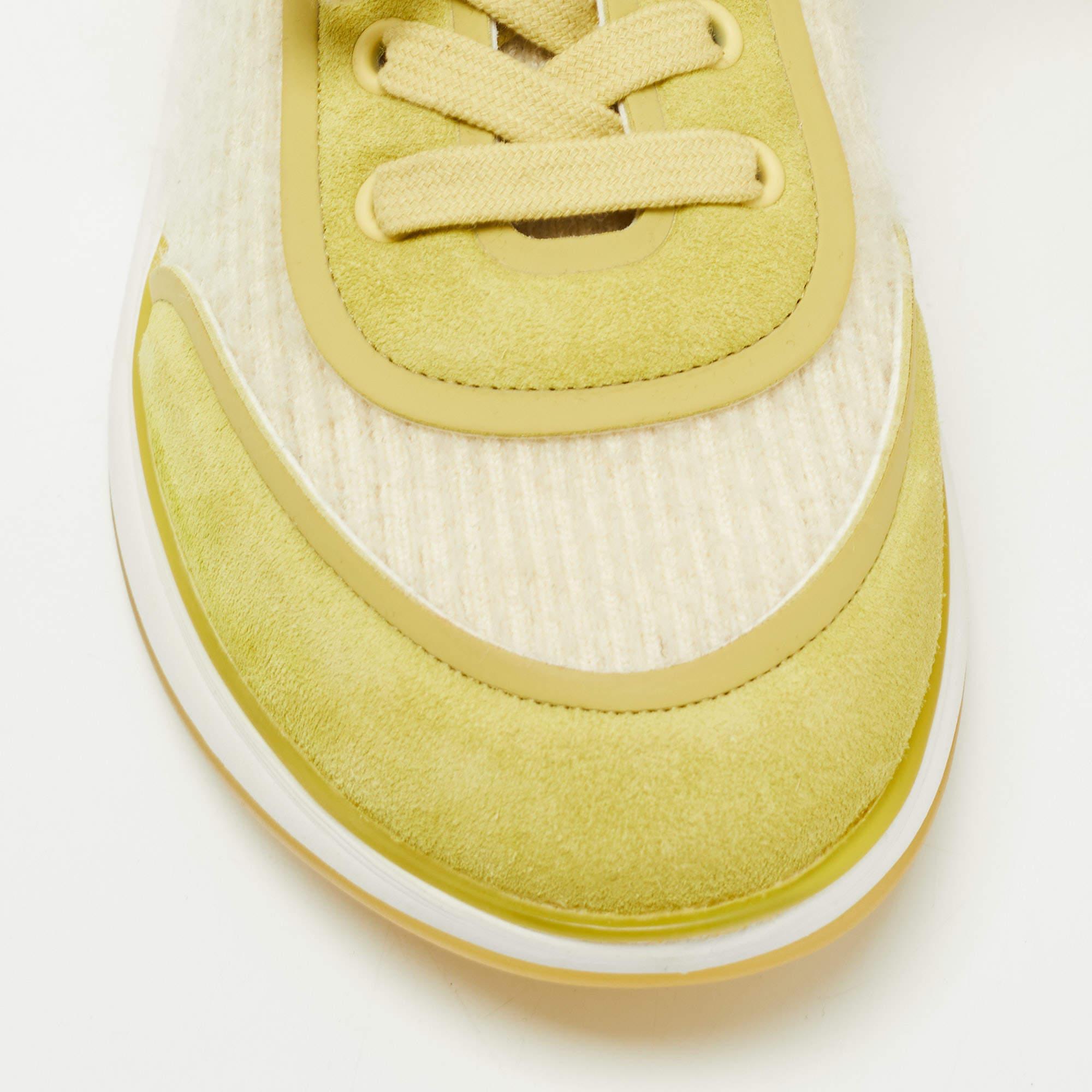Women's Chanel Green/Beige Suede, Leather and Knit Fabric CC Low Top Sneakers Size 39