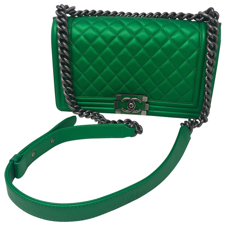 Chanel Emerald Green Quilted Jersey Reissue 2.55 Classic 226