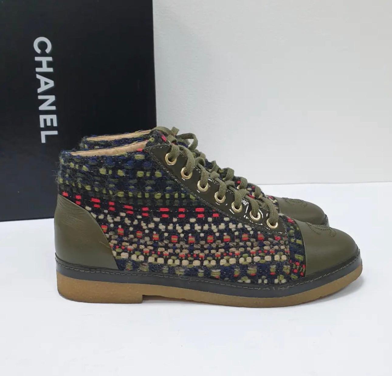 Black Chanel Green CC Logo Tweed Leather Ankle Boots For Sale