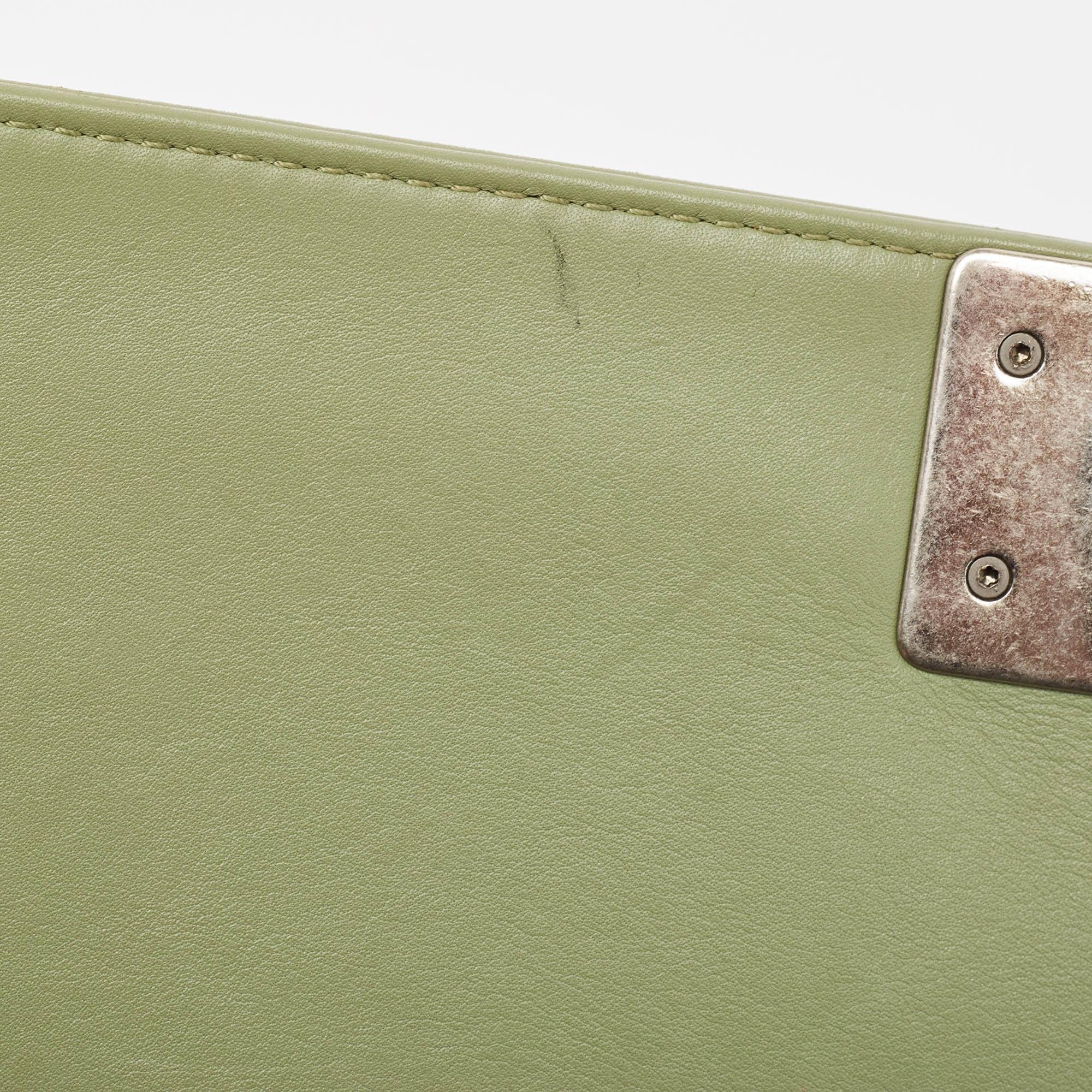 Chanel Green Chevron Leather Medium Boy Flap Bag 2