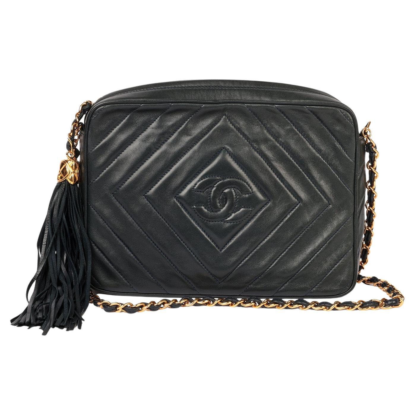Chanel Green Chevron Quilted Lambskin Vintage Medium CC Camera Bag For Sale