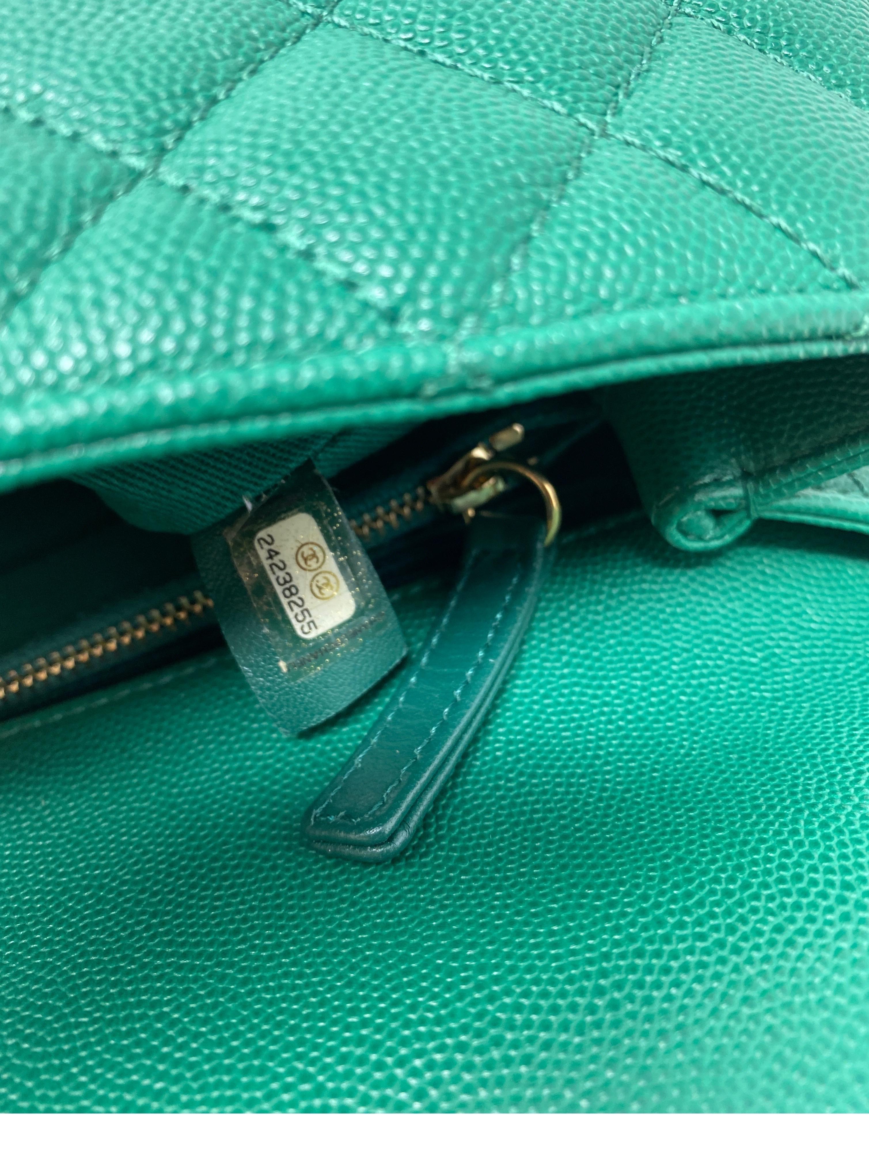 Chanel Grün Coco Henkeltasche 12