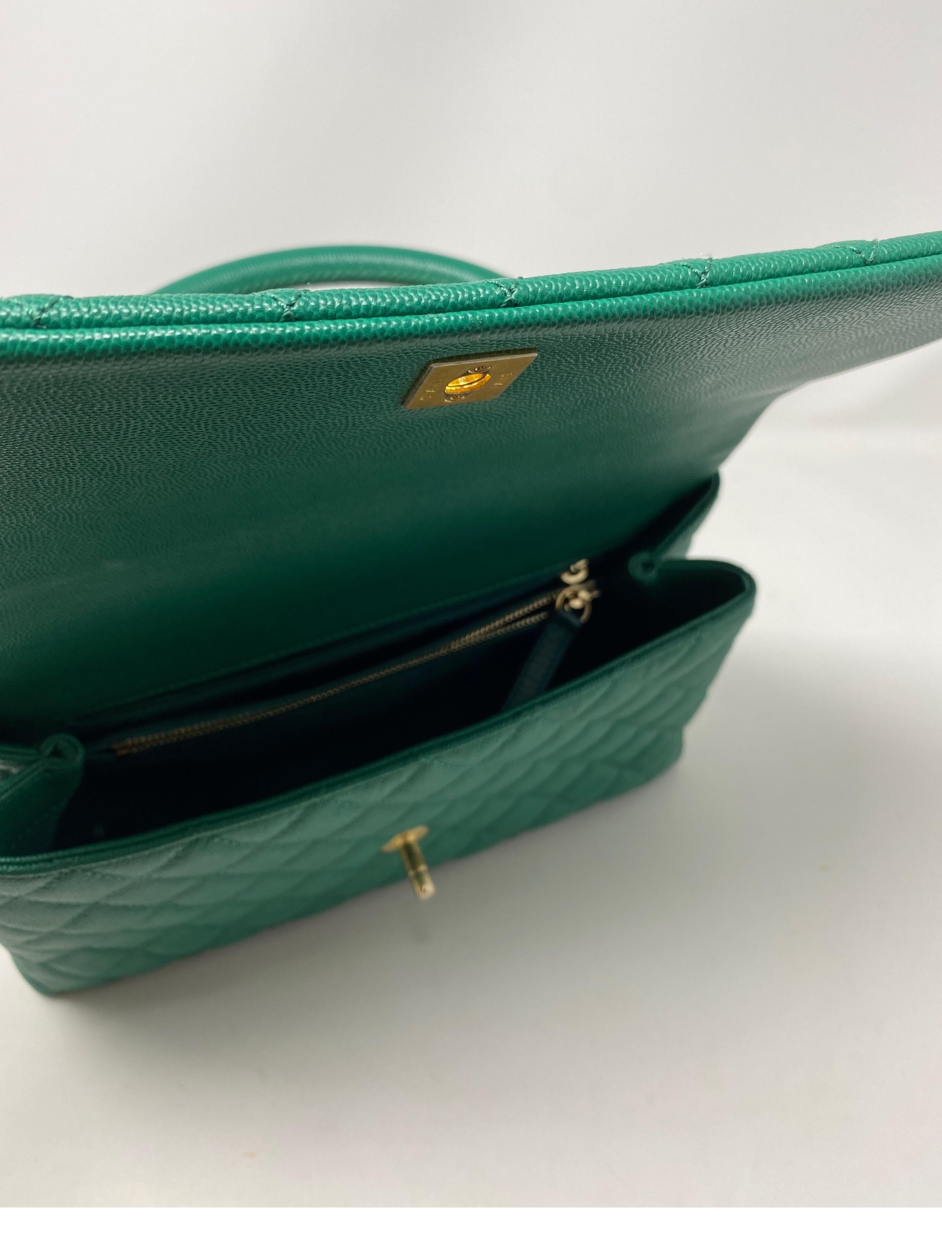 Chanel Grün Coco Henkeltasche 15