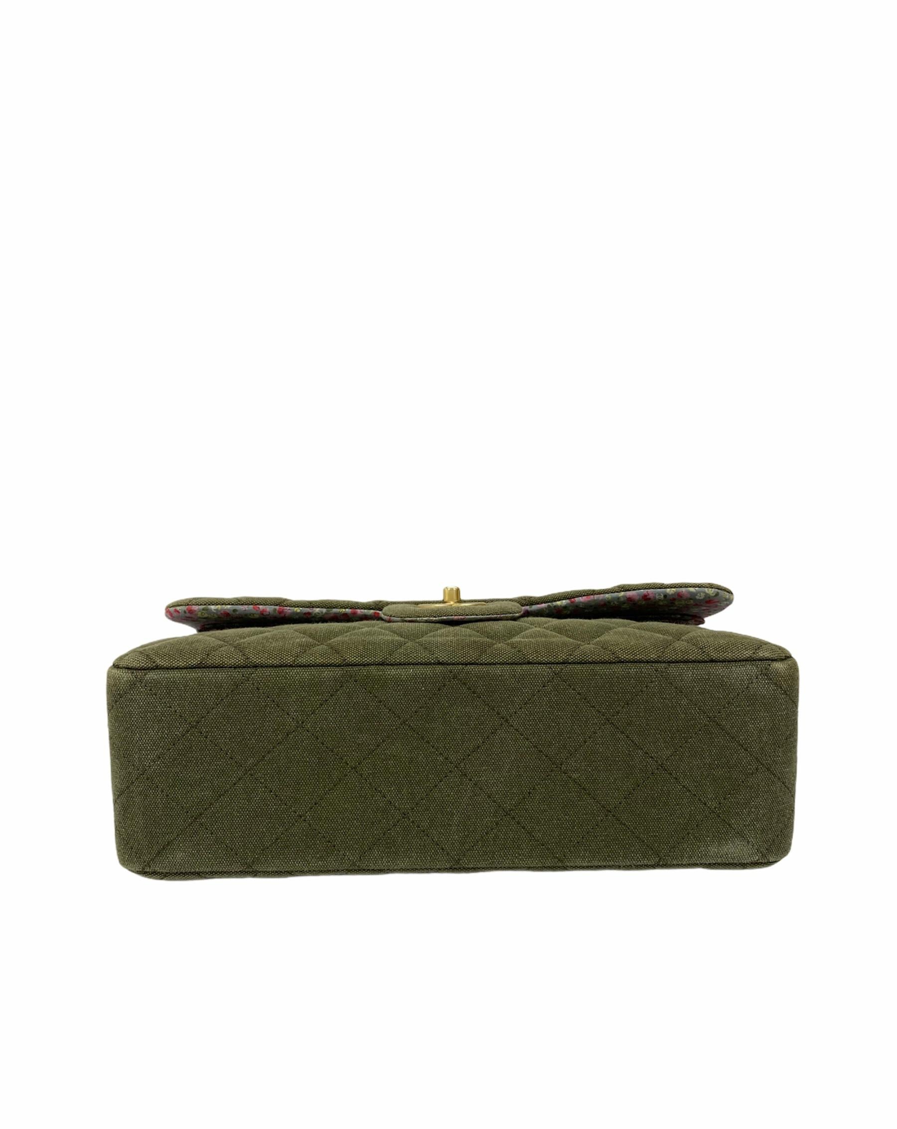 Chanel Grün Fabbric Jumbo Kuba Tasche 1