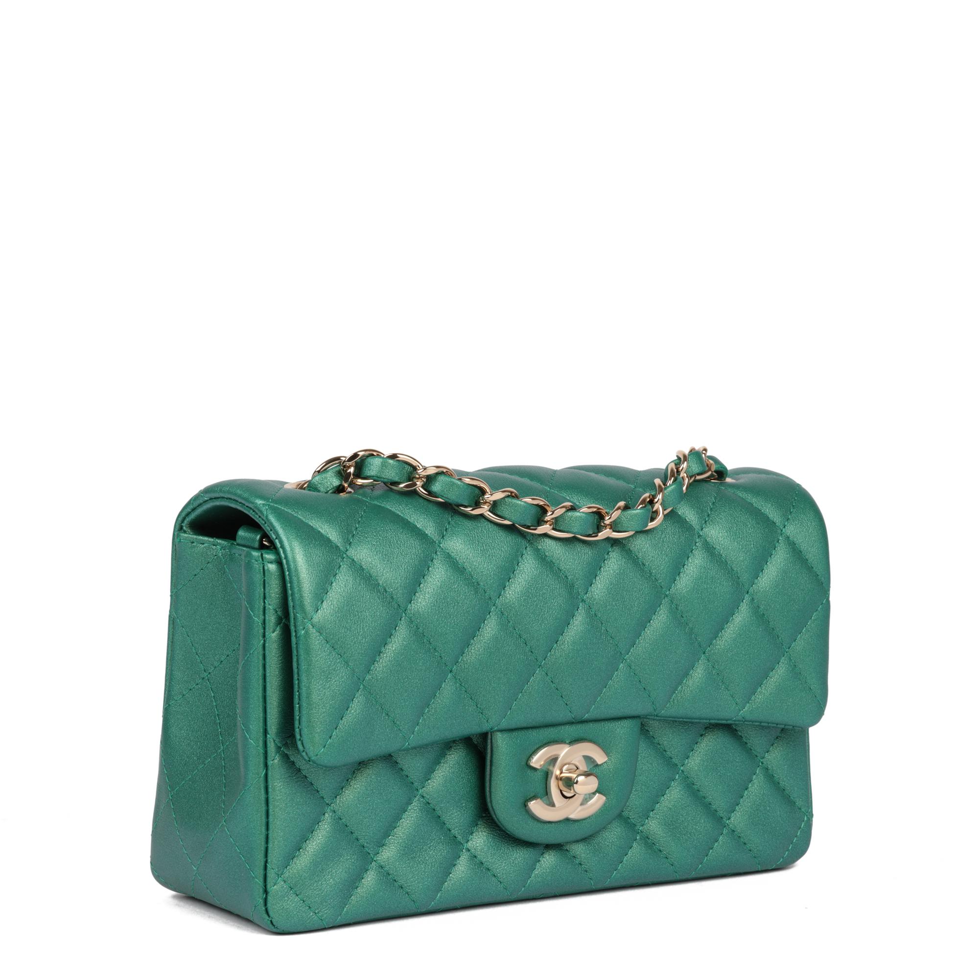 Chanel Green Iridescent Quilted Lambskin Rectangular Mini Flap Bag

CONDITION NOTES
This item is in unworn condition.

XUPES REFERENCE	CB905
BRAND	Chanel
MODEL	Rectangular Mini Flap Bag
AGE	2022
GENDER	Women's
MATERIAL(S)	Lambskin