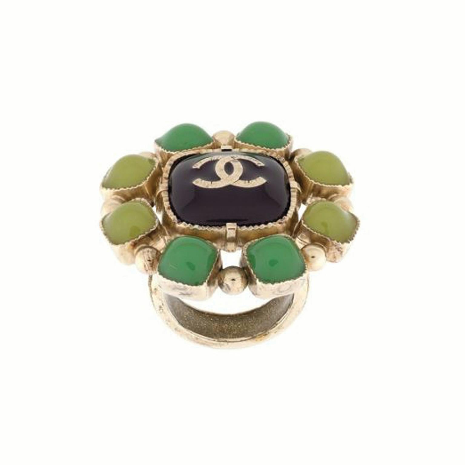 Women's Chanel Green Jewelled Ring