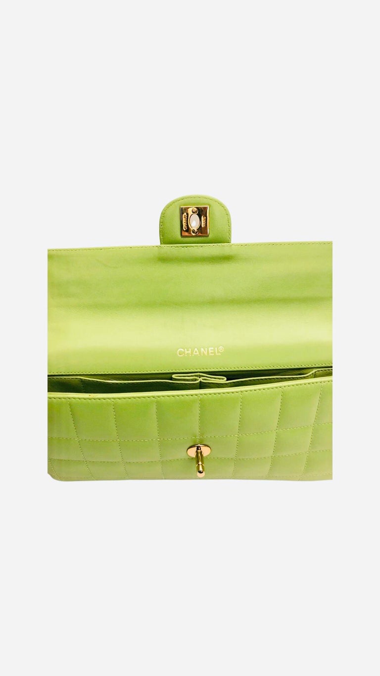 Chanel Green Lambskin Chocolate Bar Flap Shoulder Bag  For Sale 1