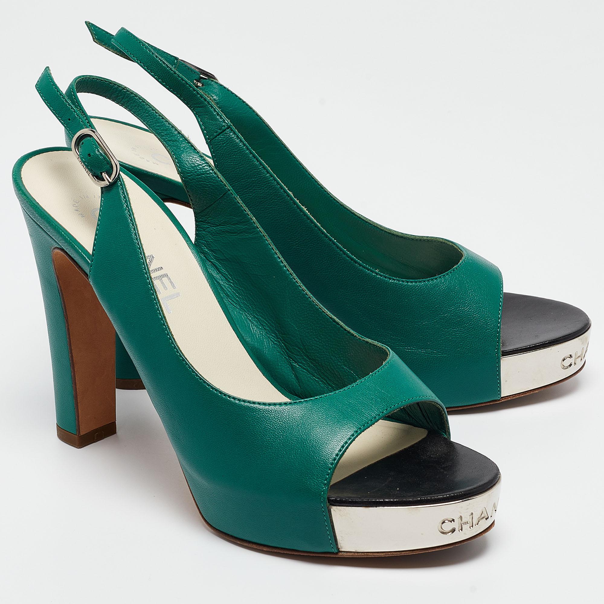 Women's Chanel Green Leather Slingback Slingback Sandals Size 38
