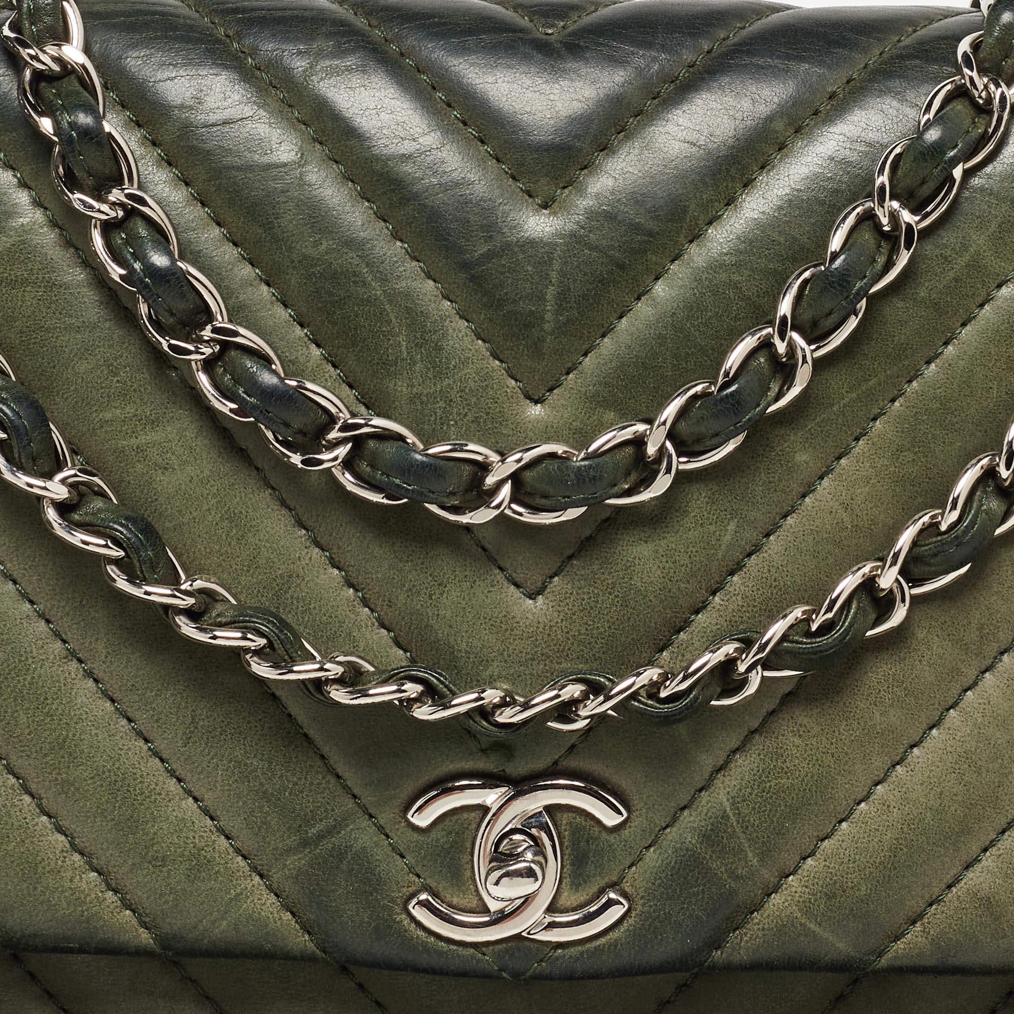 Women's Chanel Green Leather Surpique Chevron Large Flap Bag
