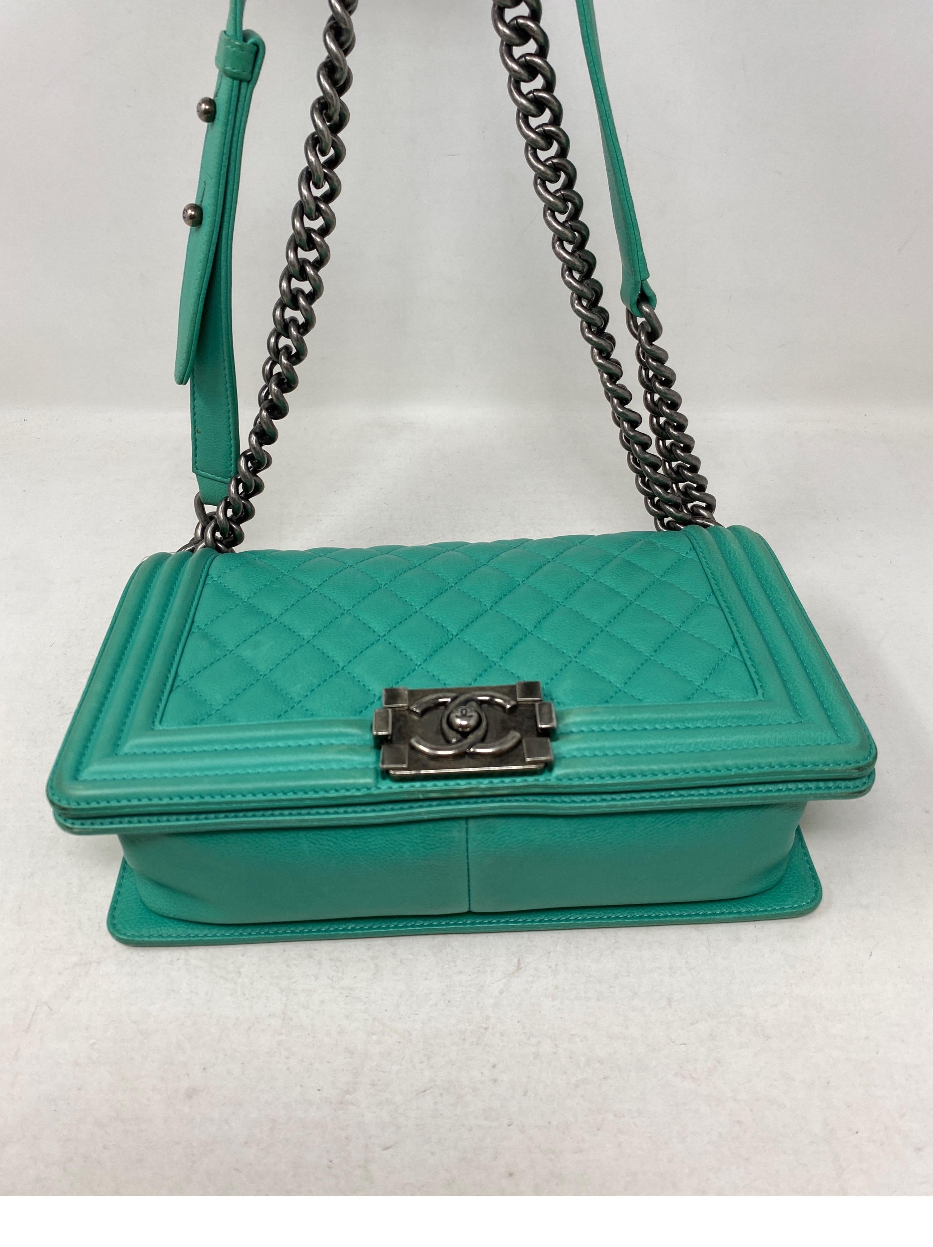 Chanel Green Medium Boy Bag 9