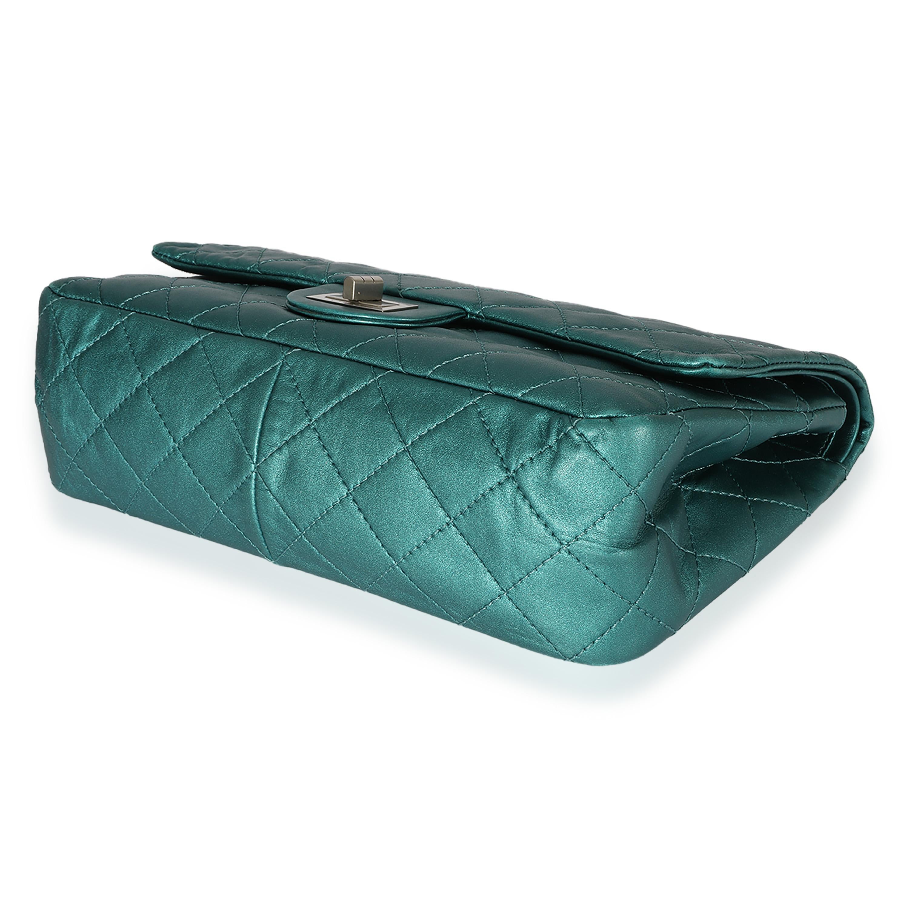 Chanel Green Metallic Leather 2.55 227 Reissue Flap Bag 2