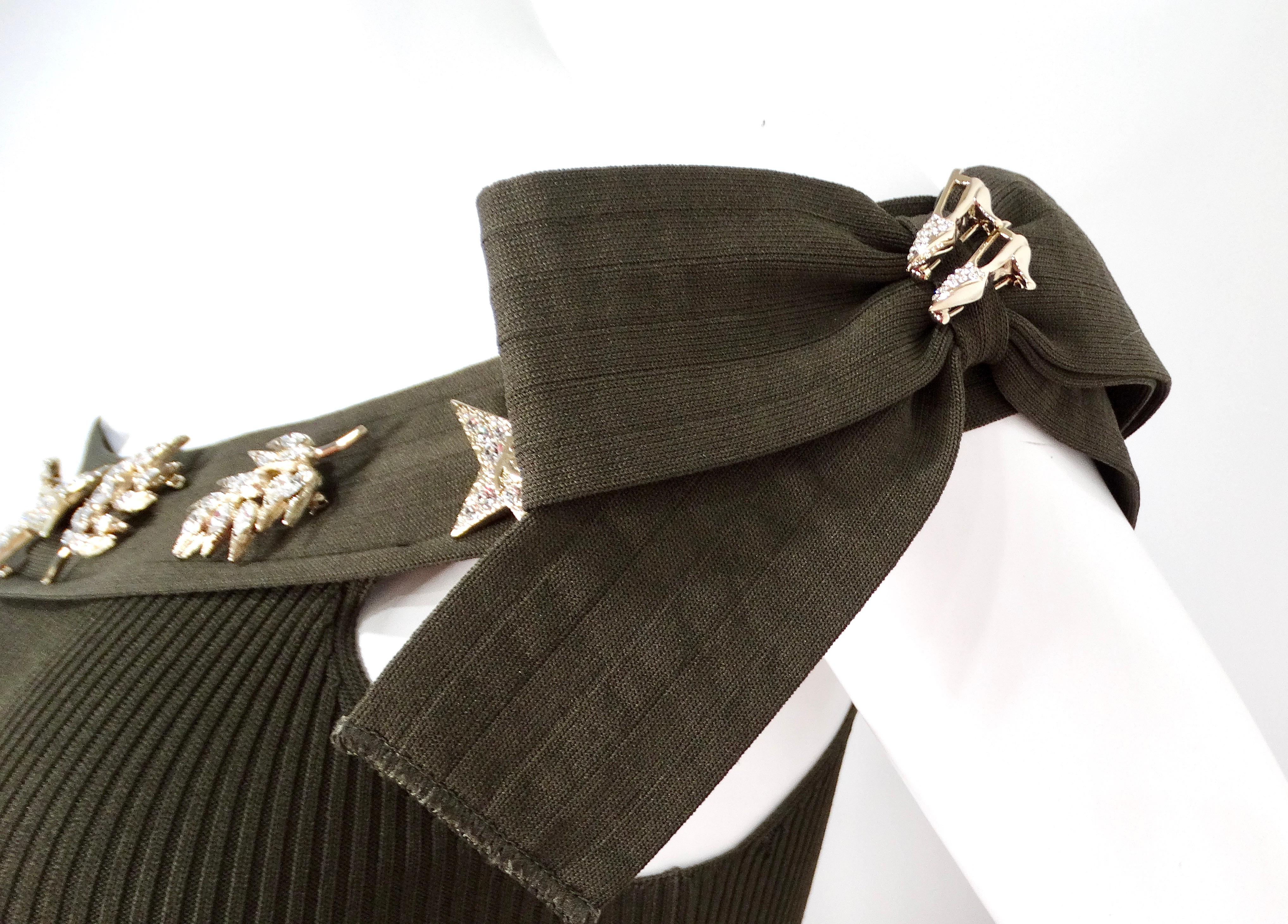 Noir Robe en maille à épaules dénudées et broches de cristal Greene & Greene 2008 en vente