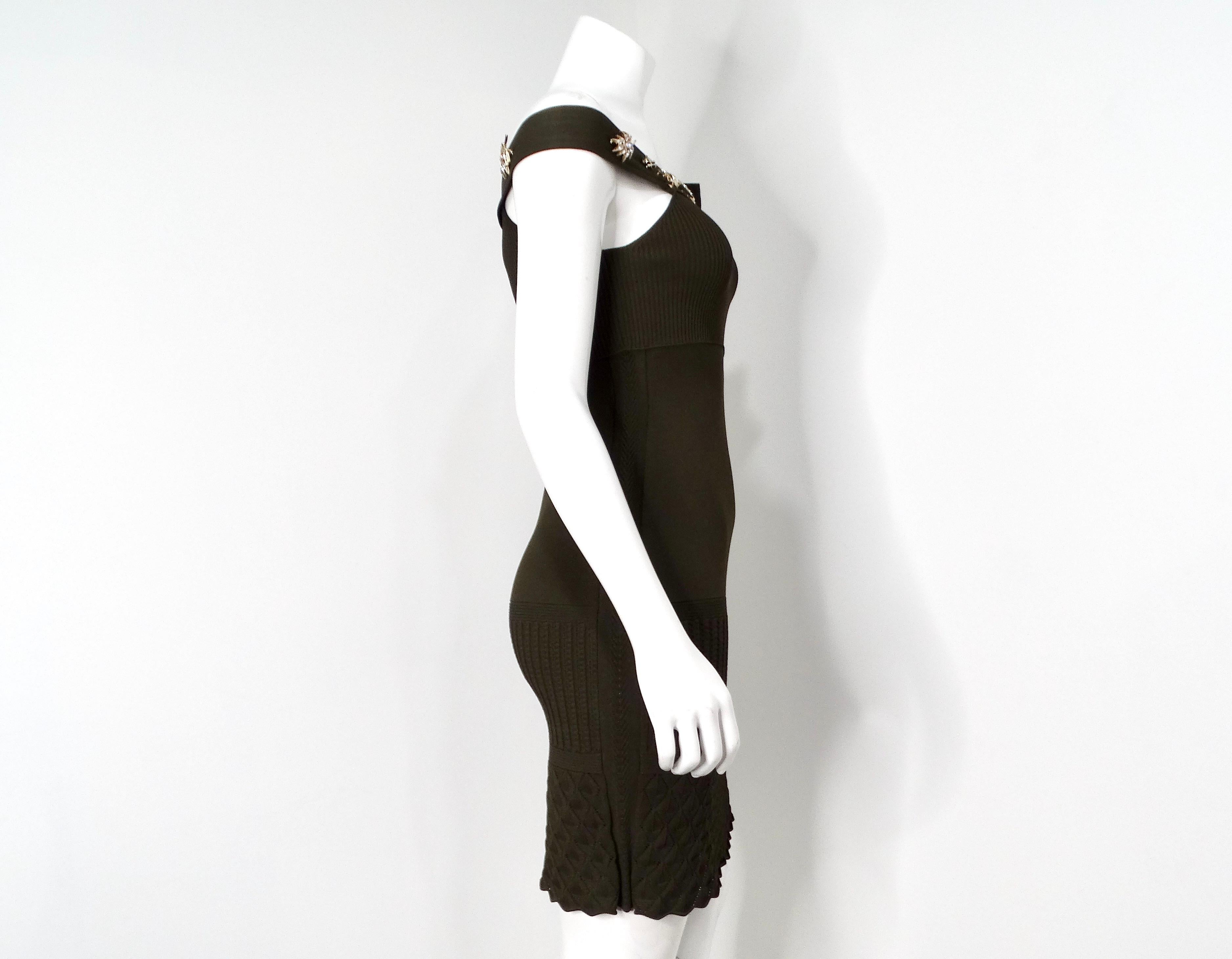 Robe en maille à épaules dénudées et broches de cristal Greene & Greene 2008 Bon état - En vente à Scottsdale, AZ
