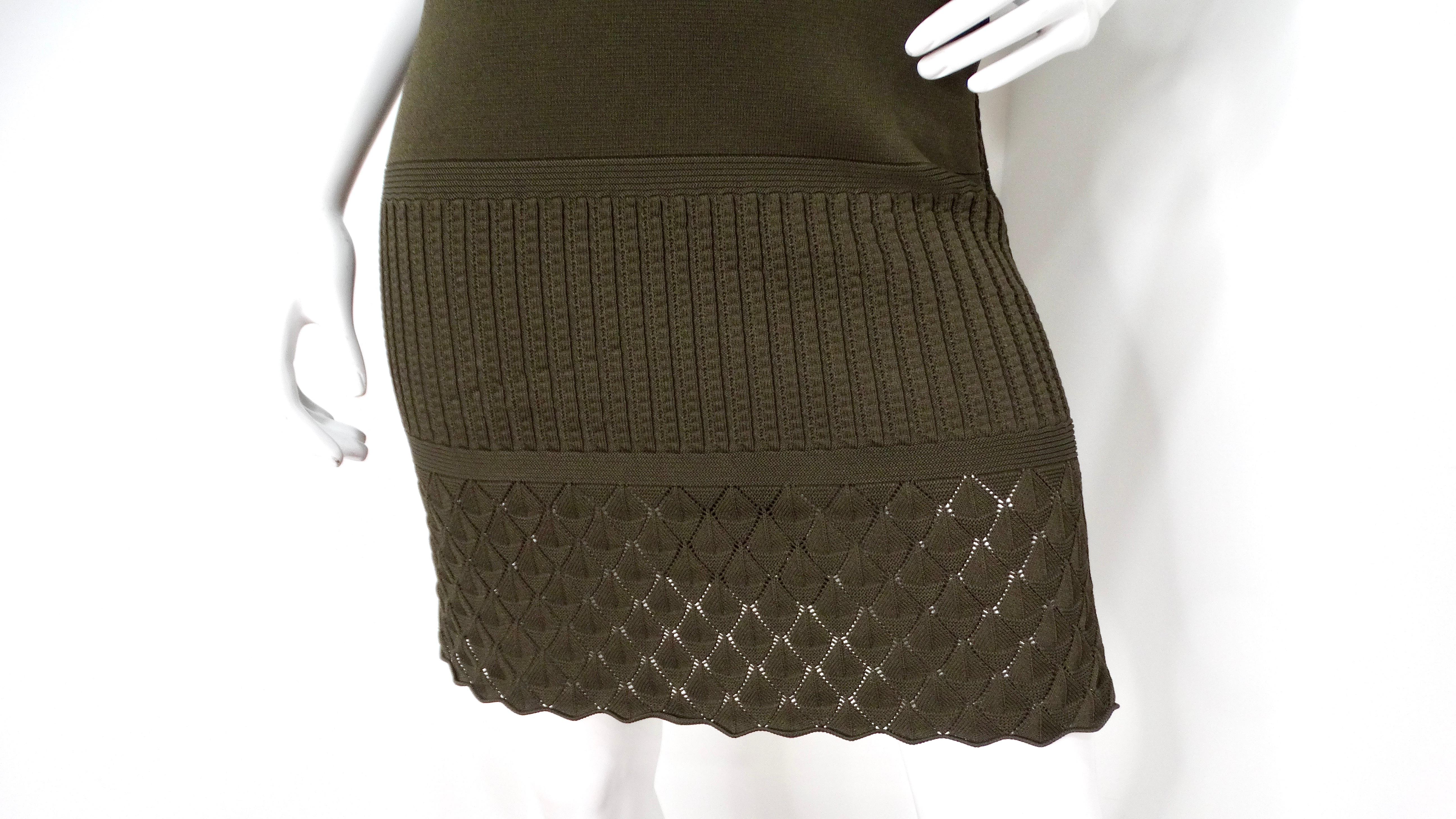 Robe en maille à épaules dénudées et broches de cristal Greene & Greene 2008 Pour femmes en vente
