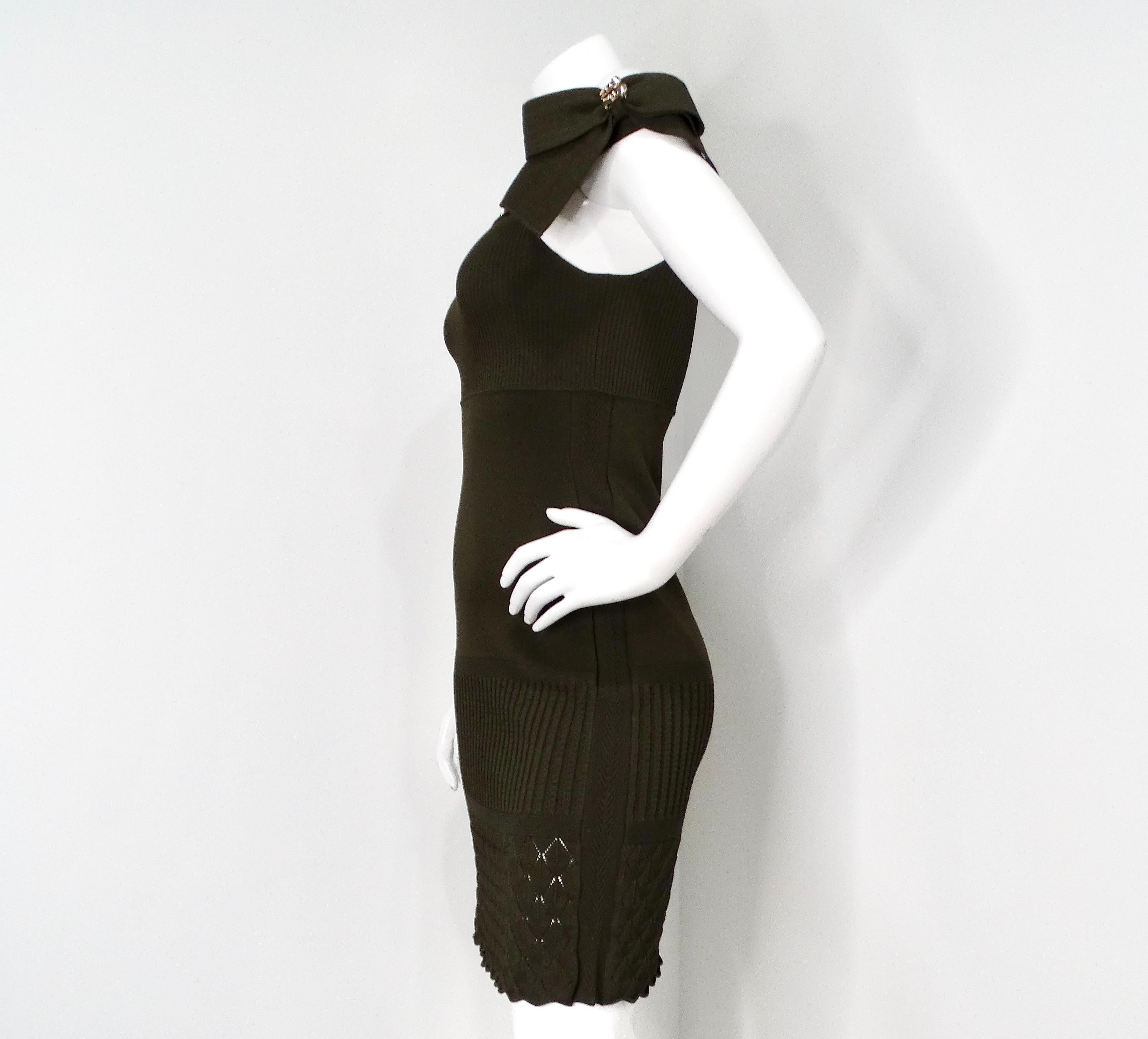 Robe en maille à épaules dénudées et broches de cristal Greene & Greene 2008 en vente 4