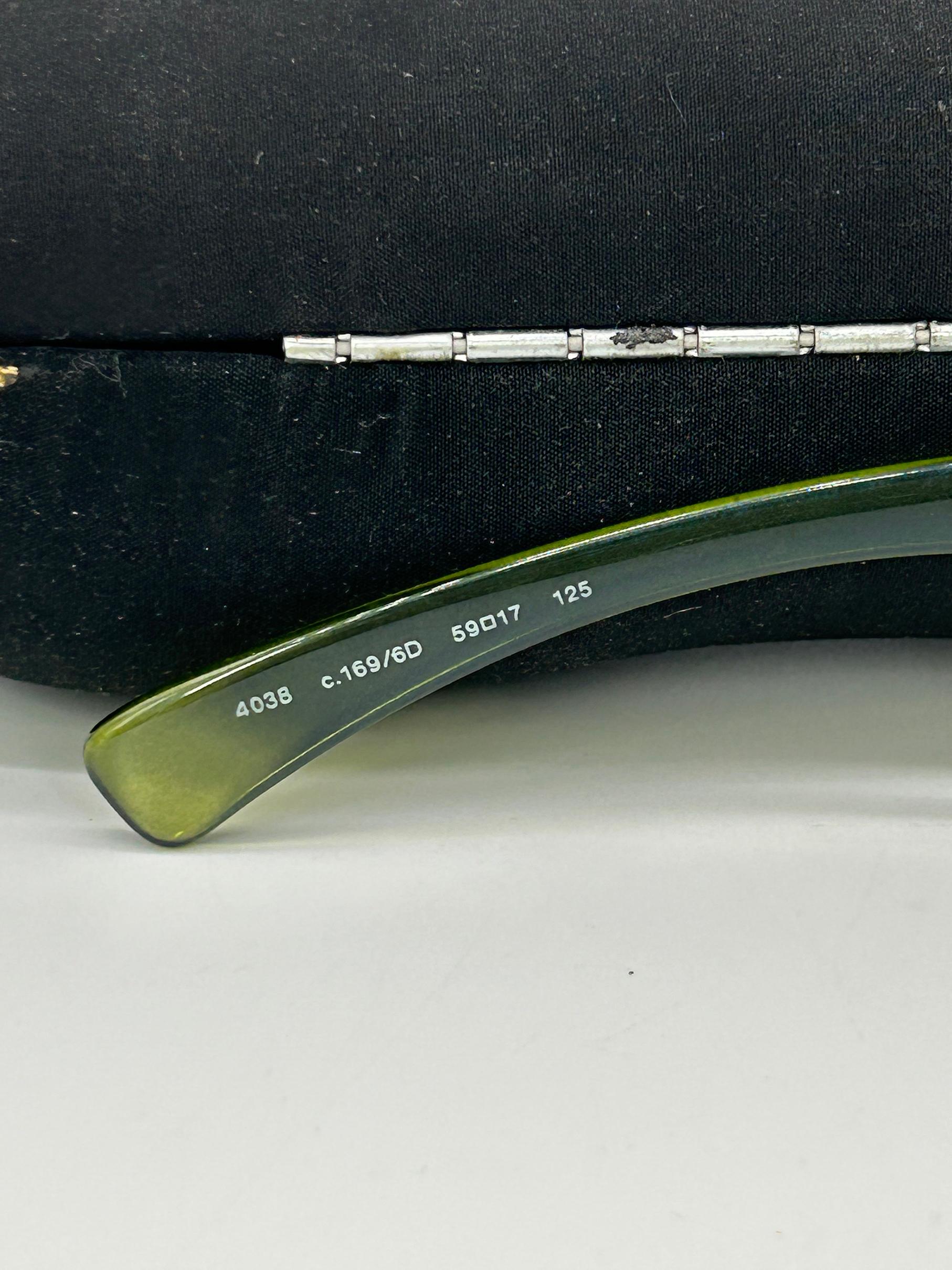 Chanel Green Ombre Lens CC Logo Rimless Sunglasses c2000s For Sale 5